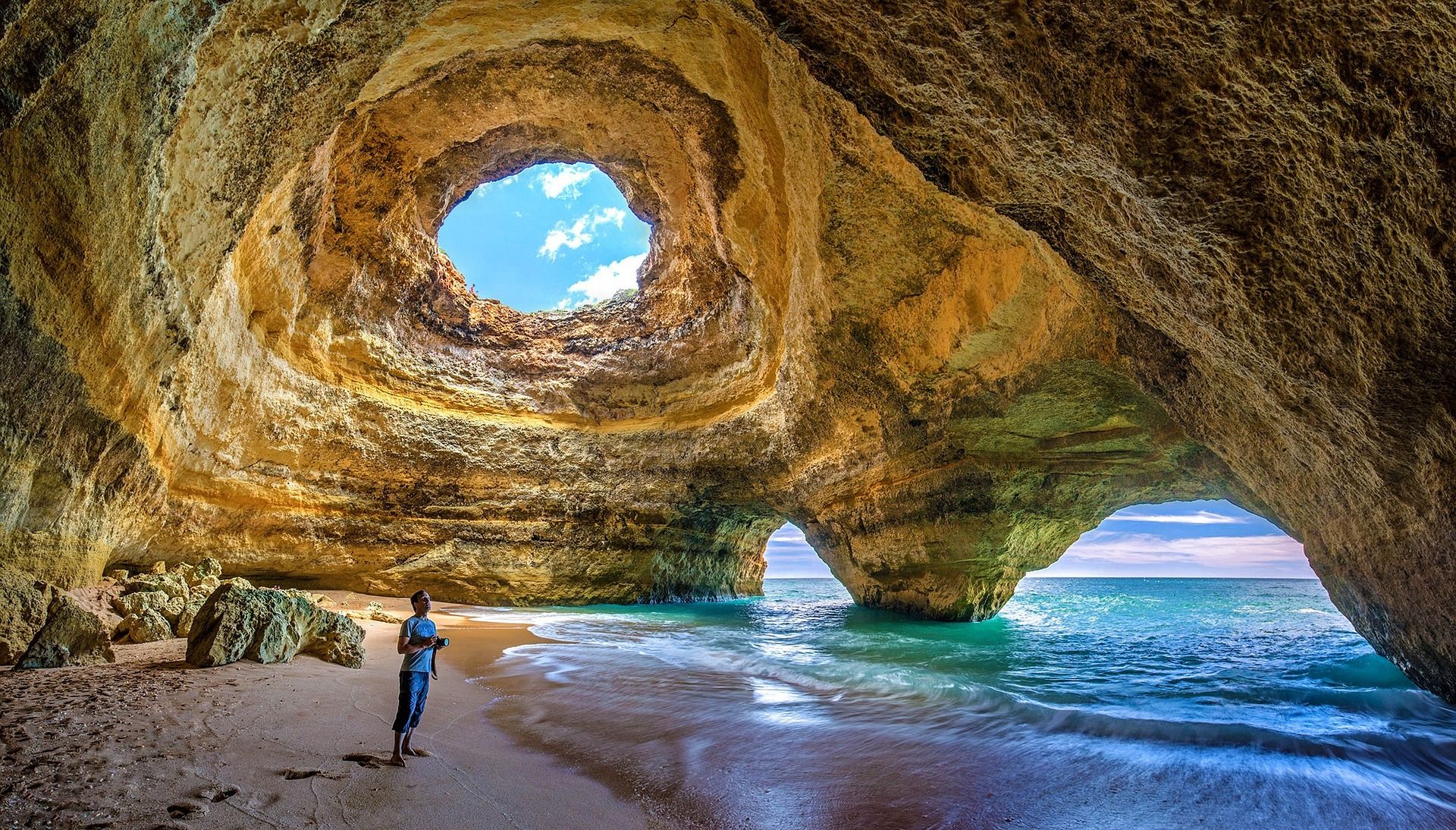 Benagil cave, Algarve Portugal