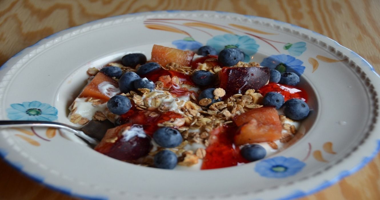 A bowl of Icelandic yogurt Skyr topped with fruit