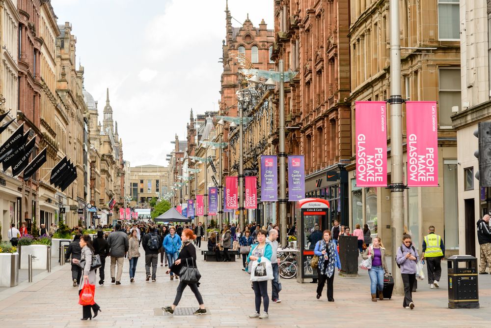 Daytime shoppers on Buchanan Street, Glasgow