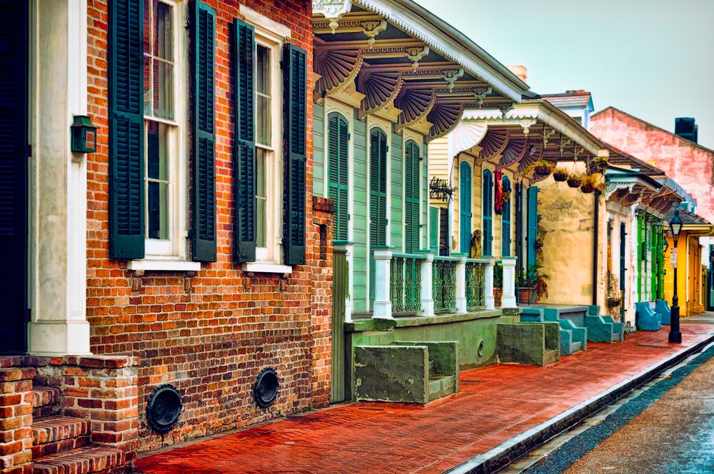 Colorful houses in the French Quarter