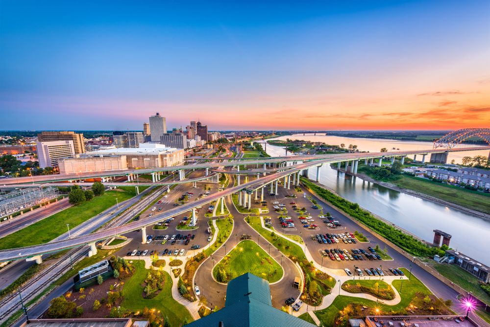 Aerial skyline view of Memphis