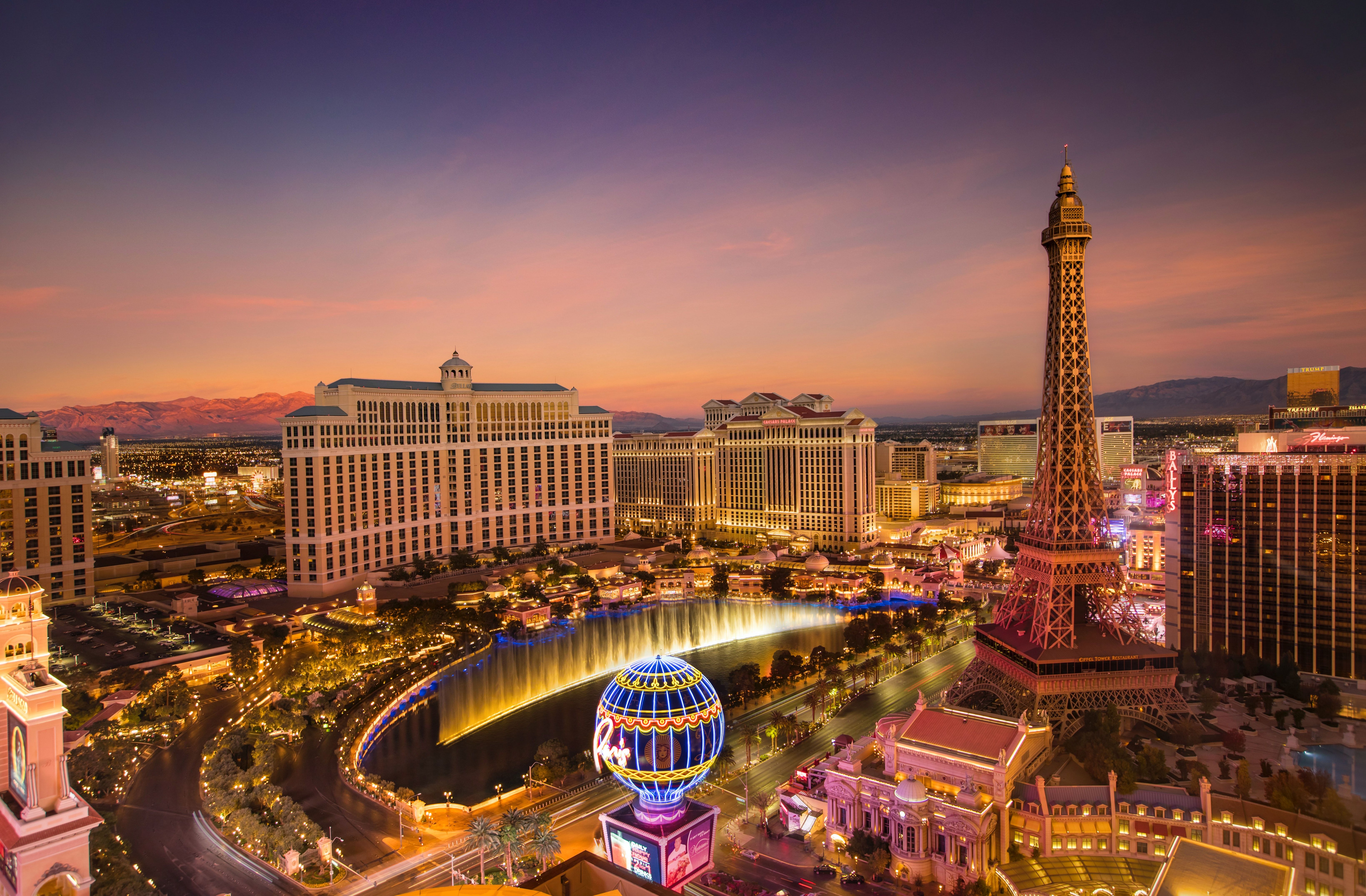 The Cheapest Month To Visit Vegas & Other Affordable Tips