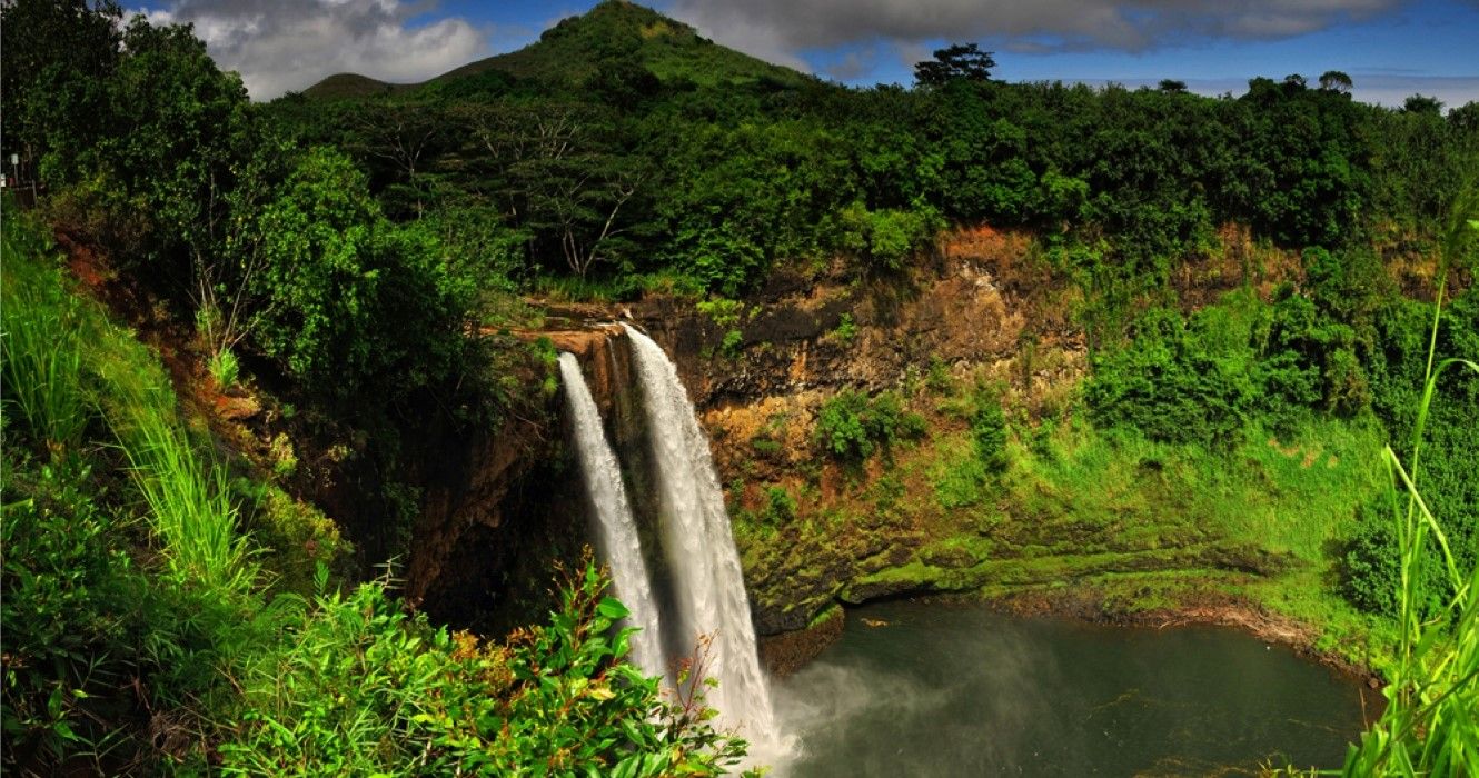 View of the Wailua falls in Kauai, Hawaii