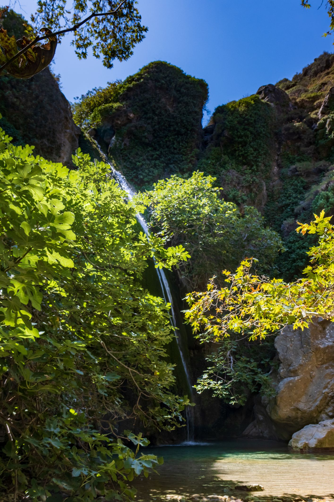 Vista da cachoeira da Richtis Gorge Trail em Creta 