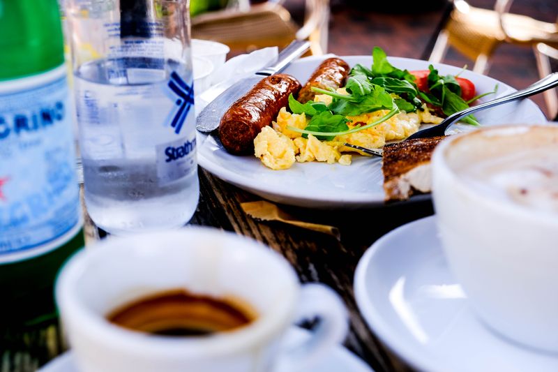 A plate of breakfast 