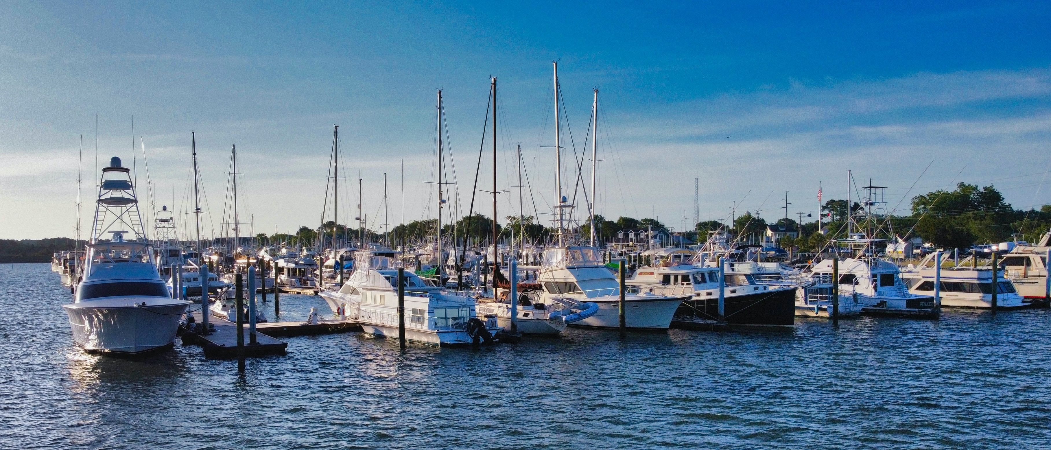 A beautiful scenery of a marina in Beaufort, North Carolina