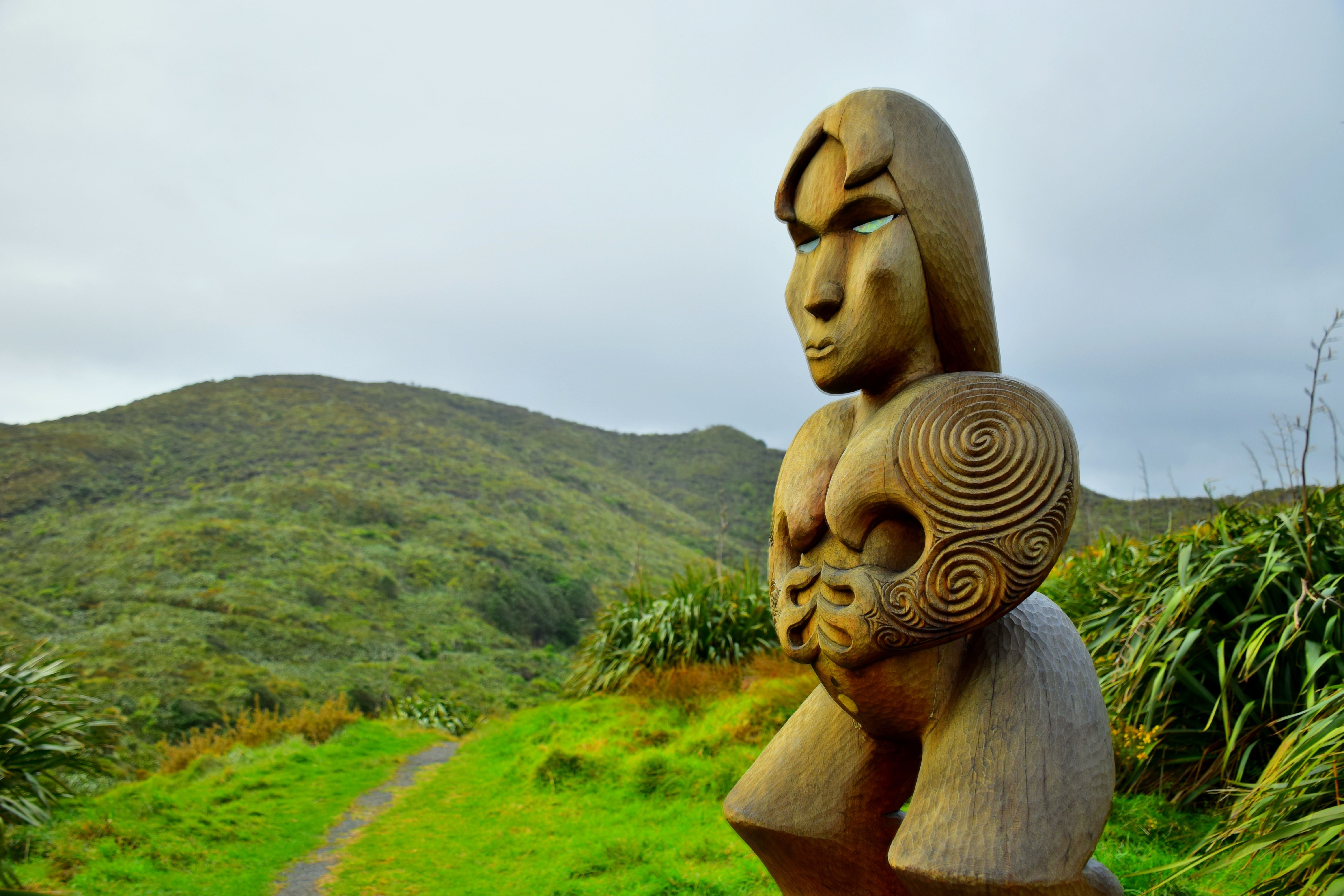 Estátua Māori na Nova Zelândia 