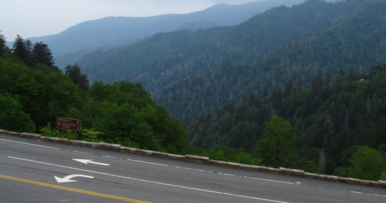 10 Of The Best Scenic Drives In the Smoky Mountains