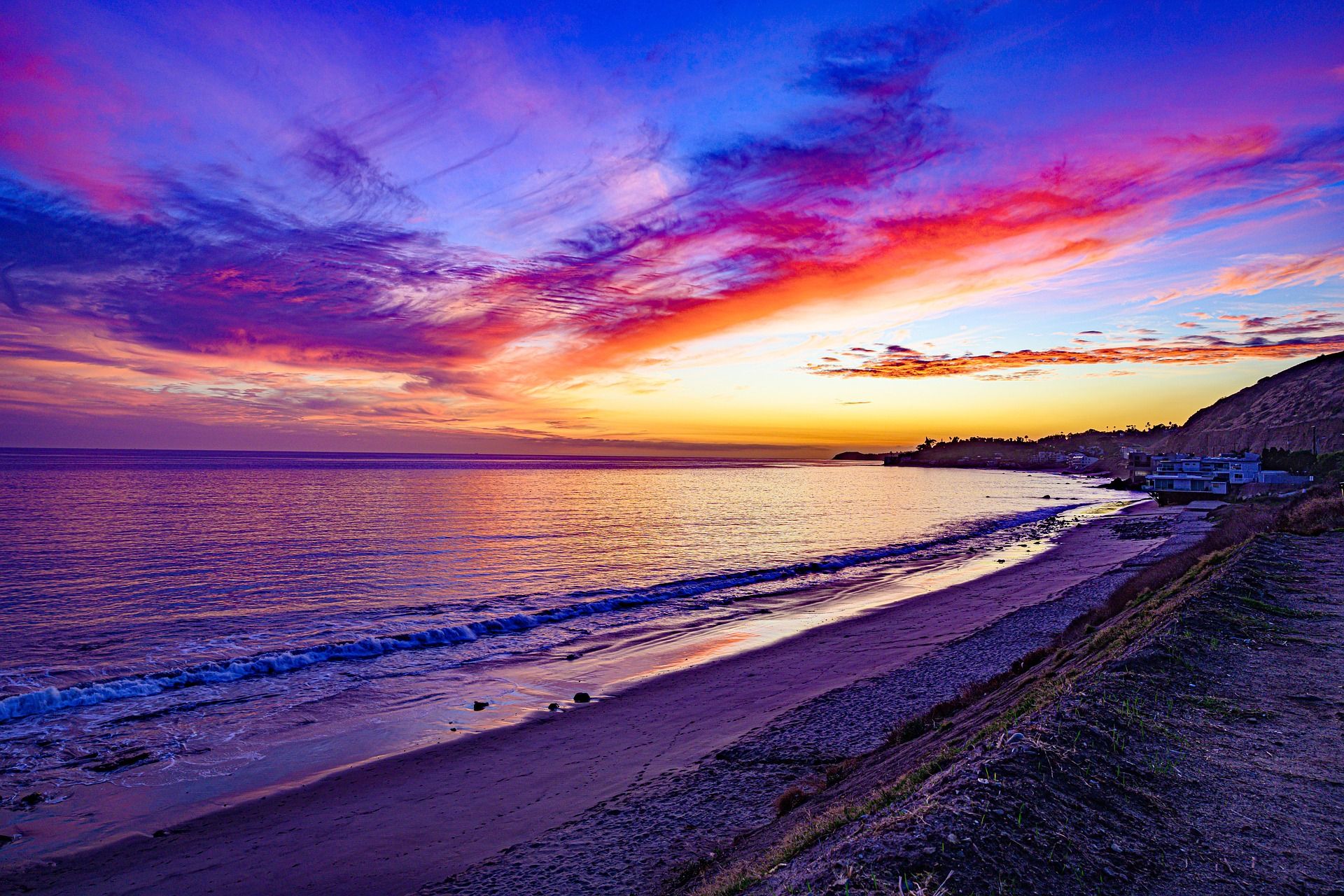 Pôr do sol em Malibu, Califórnia 