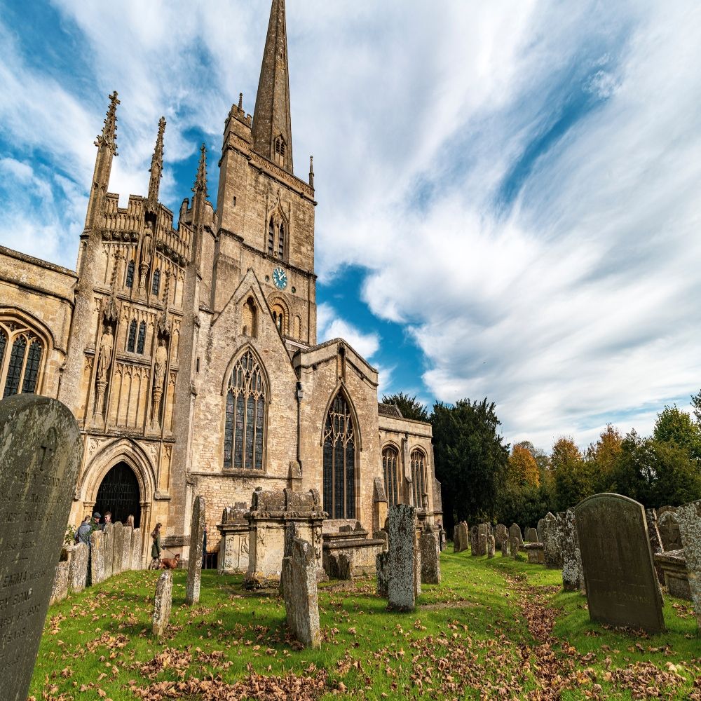 10 Prettiest Villages In The Cotswolds (And What To See There)