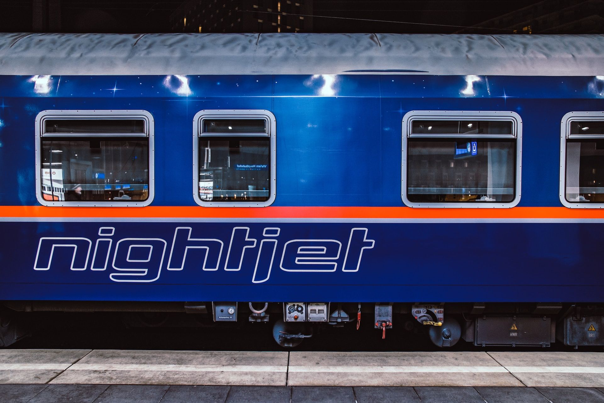 O trem Nightjet pronto para viajar por toda a Europa.