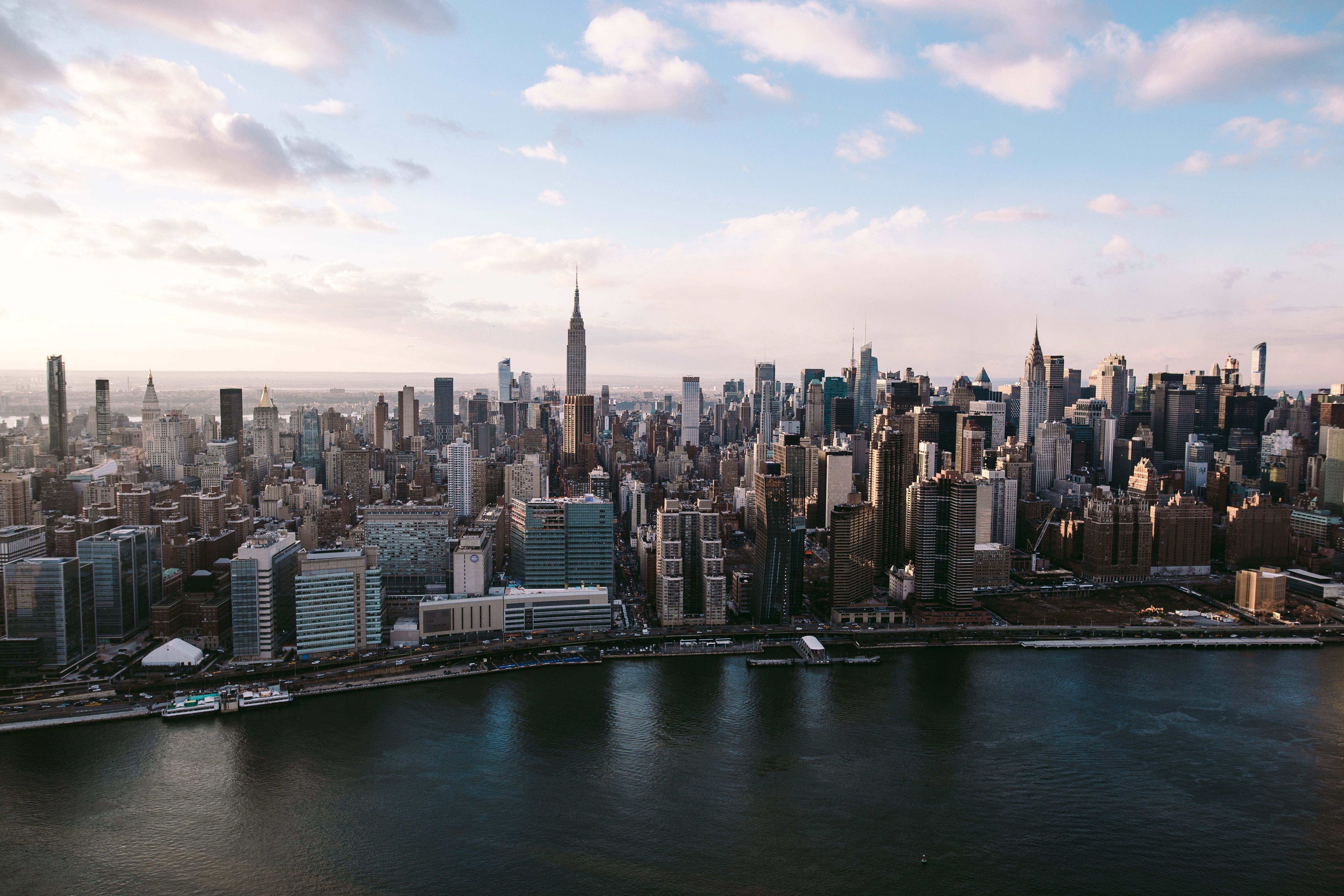 Vista da cidade de Nova York de um helicóptero