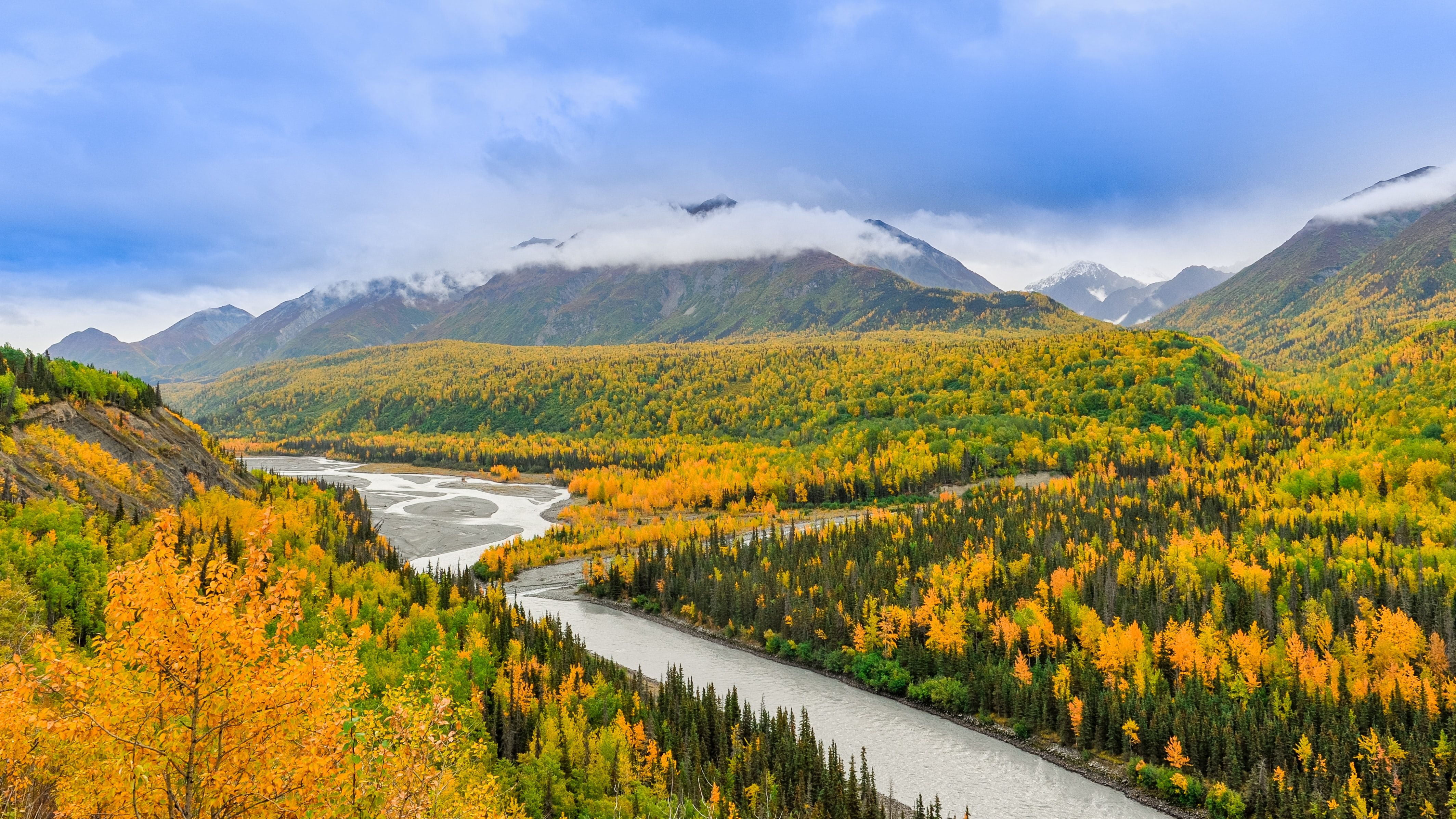 Chugach Mountains in the Fall in Anchorage, Alaska