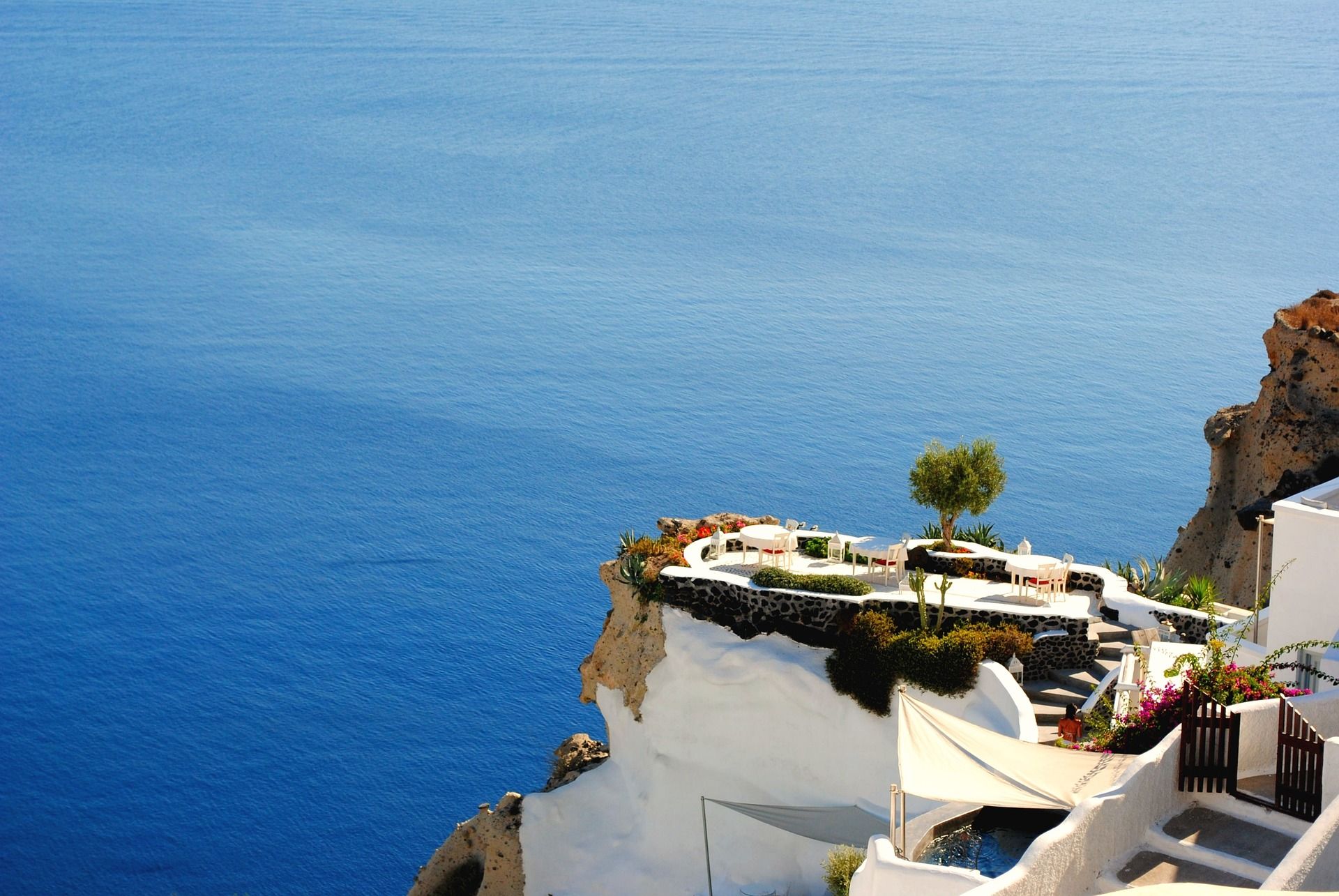 Andronis luxury stay in Santorini