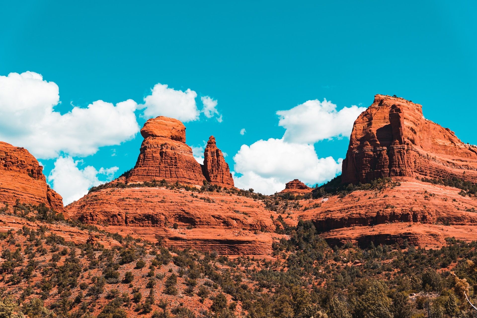 Brown rock formation in Sedona