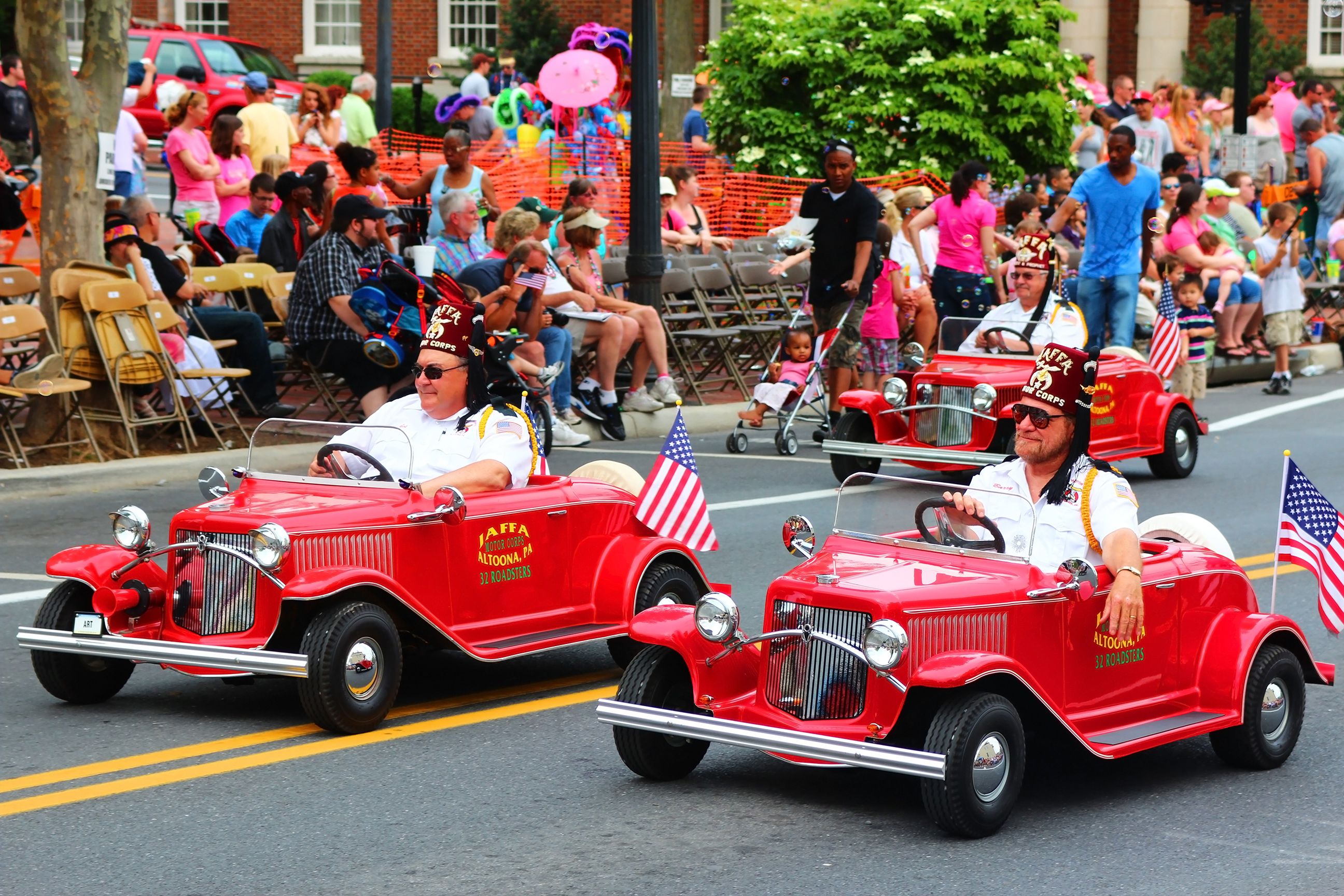 Best Flower Festivals in the U.S., Parades