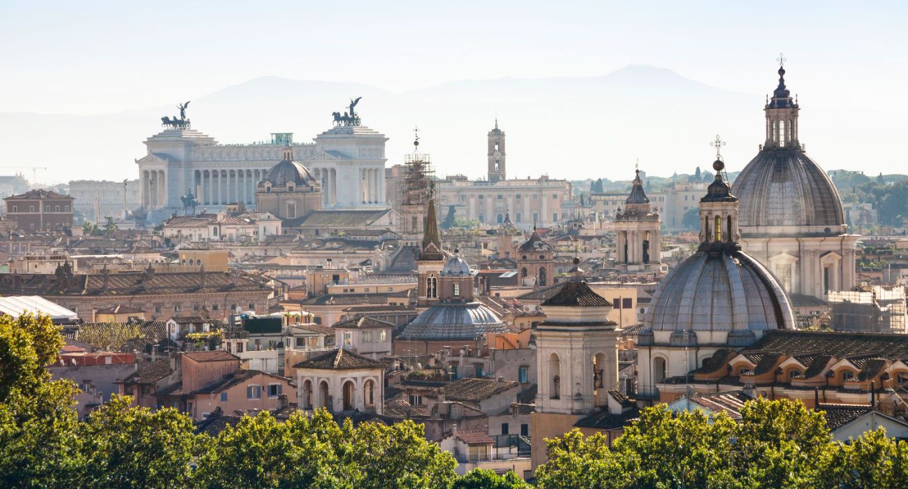 These Are The Seven Hills Of Rome (& Their Ruins You Can Visit)