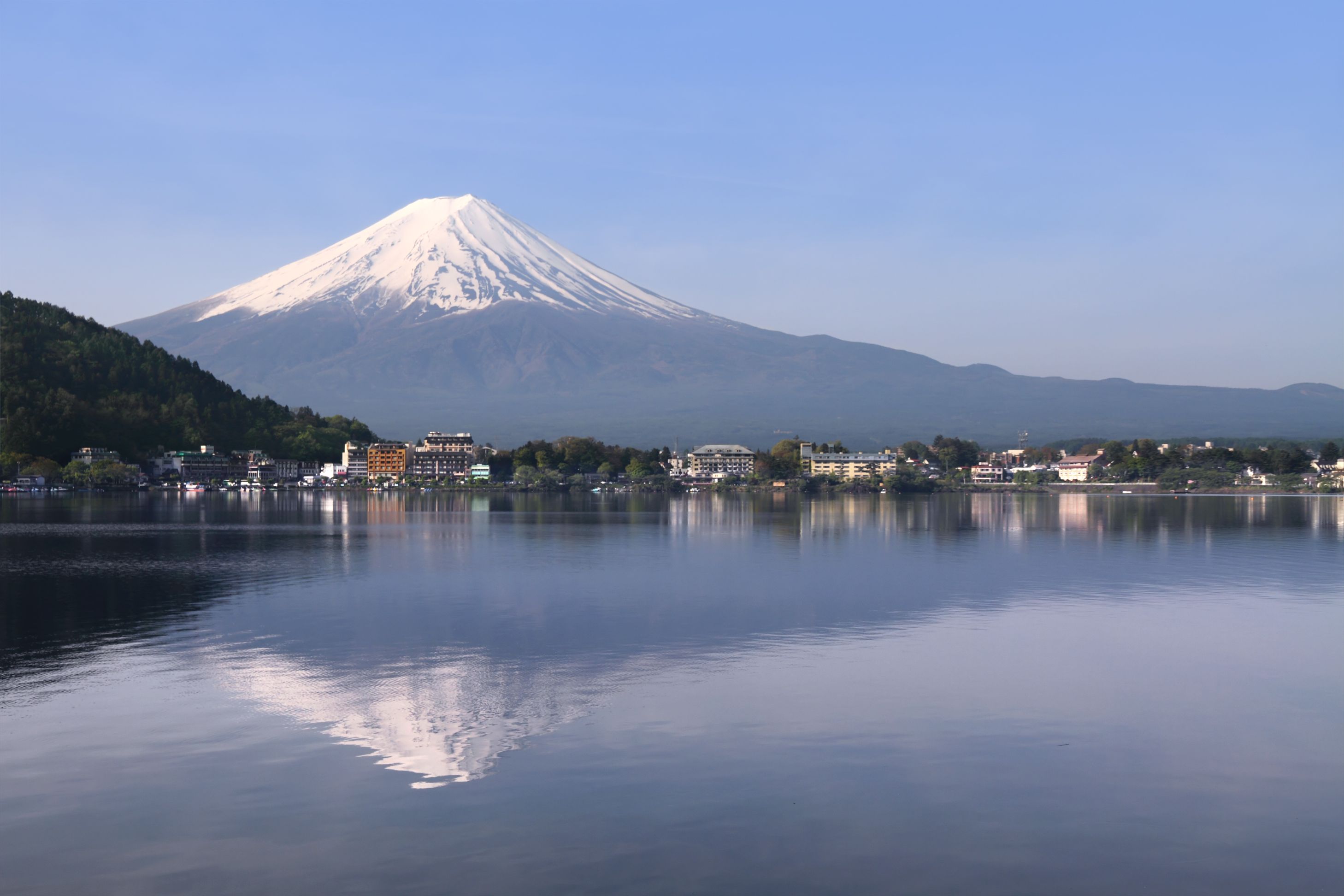 10 Best Spots In The World To See Volcanoes