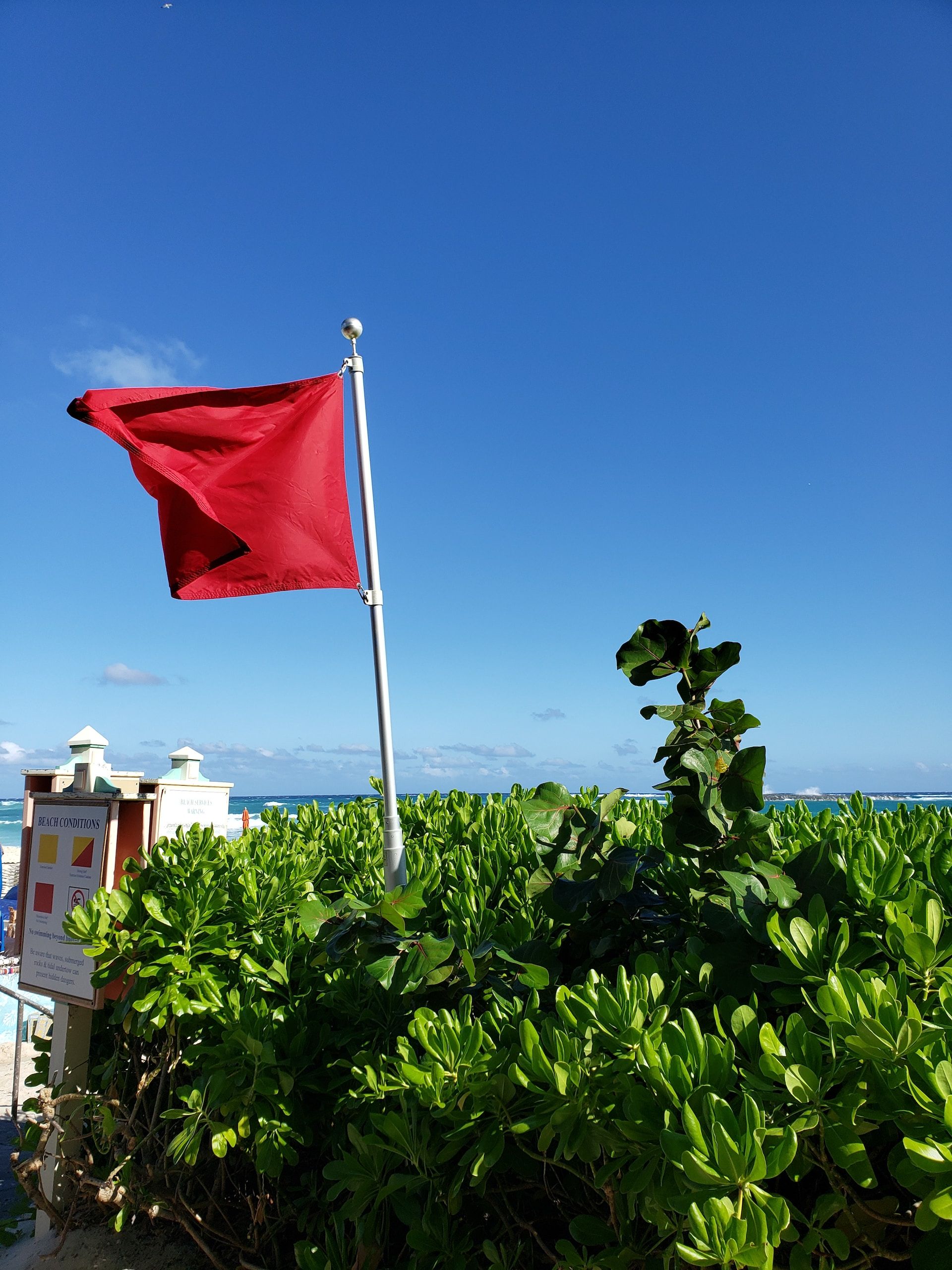 Flag on Paradise Island Bahamas