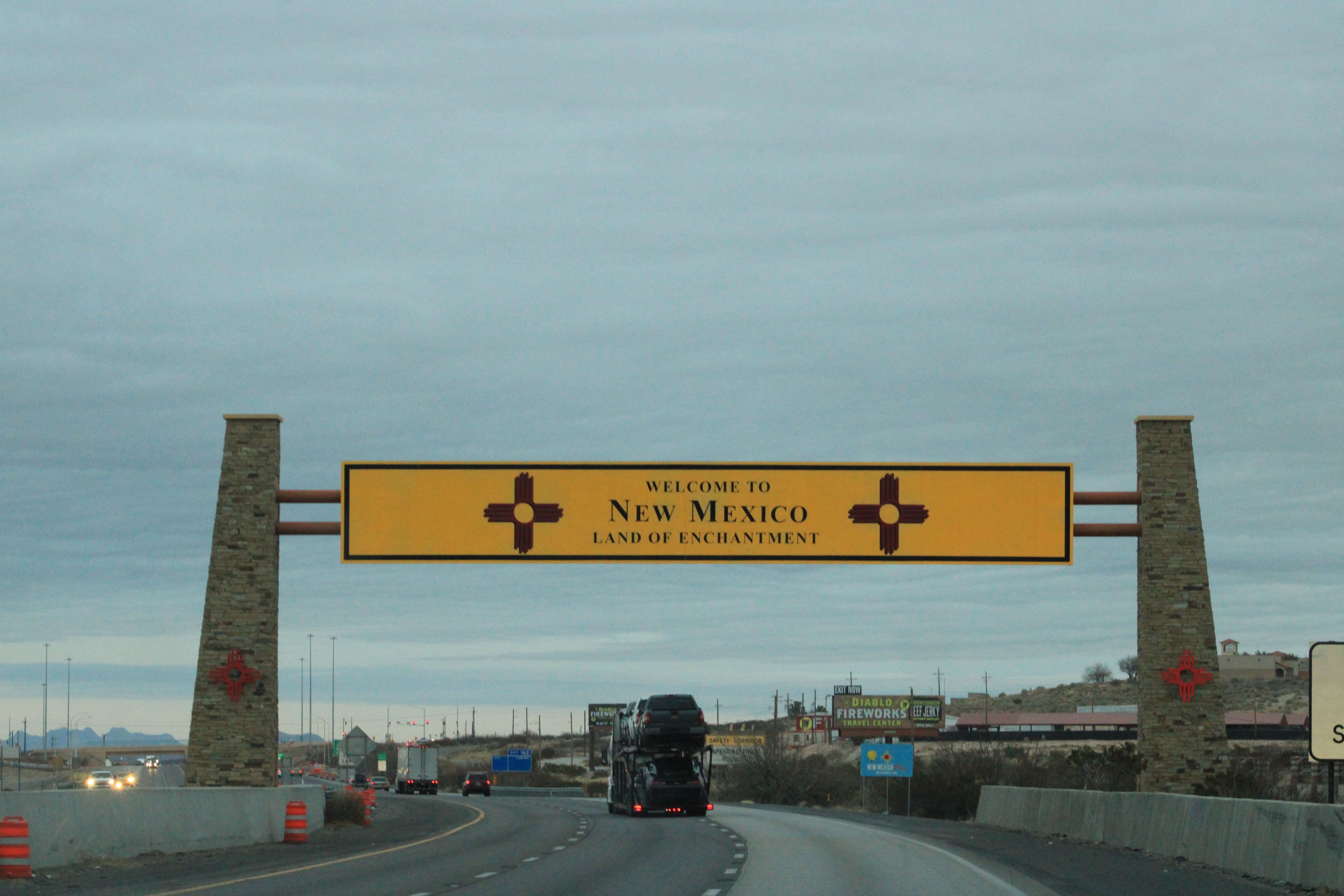 New Mexico welcome sign for tourists entering the state