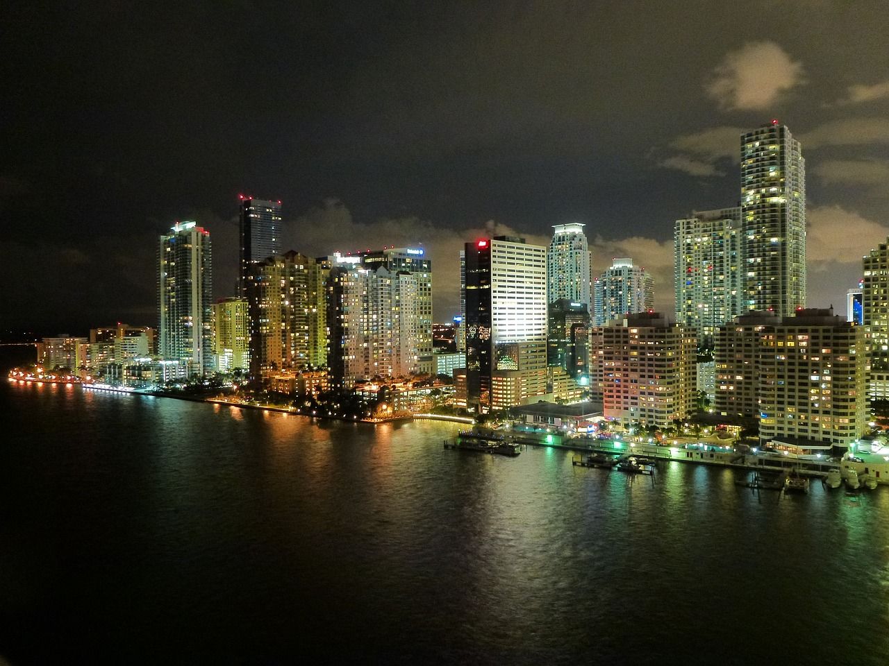 Céu noturno de Miami, Flórida