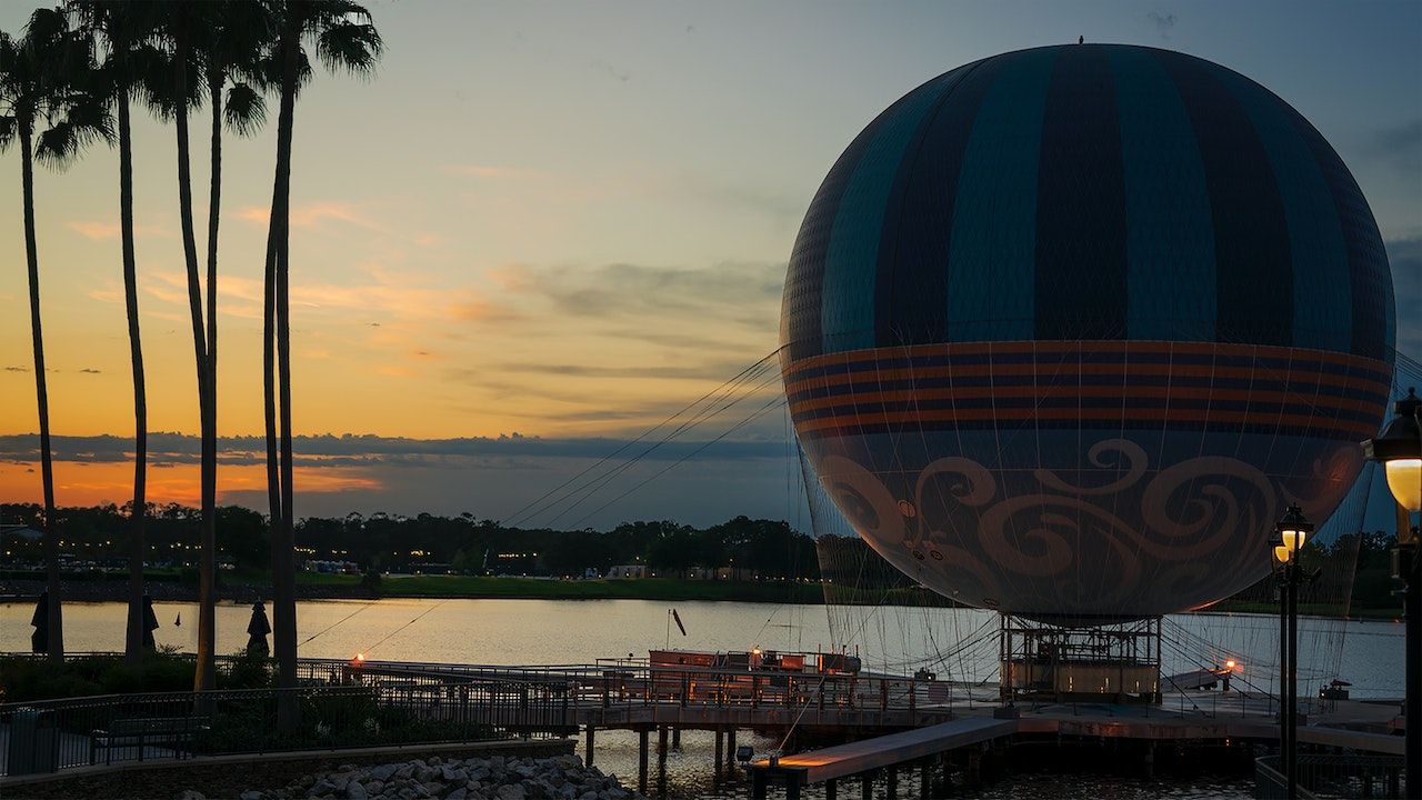 Hot air ballon at Disney Springs
