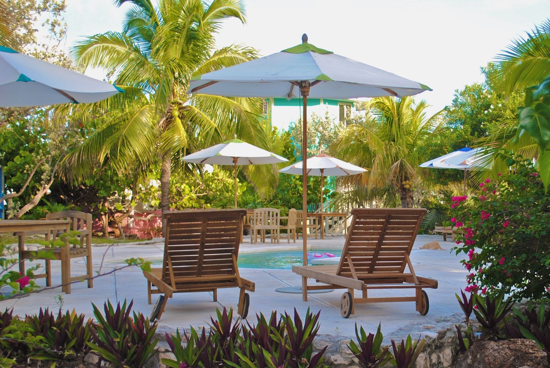 Lounge chairs at the pool in Staniel Cay Yacht Club