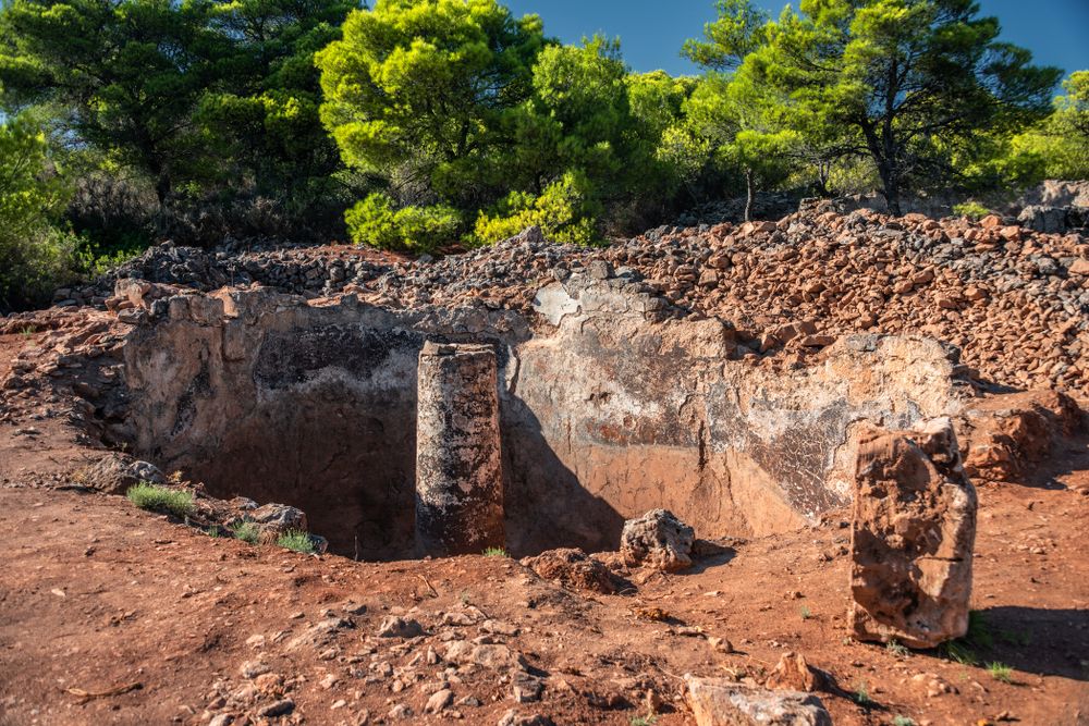 Εξερευνήστε τα αρχαία ελληνικά ορυχεία αργύρου και ανακαλύψτε γιατί αυτή είναι η τέλεια ημερήσια εκδρομή από την Αθήνα