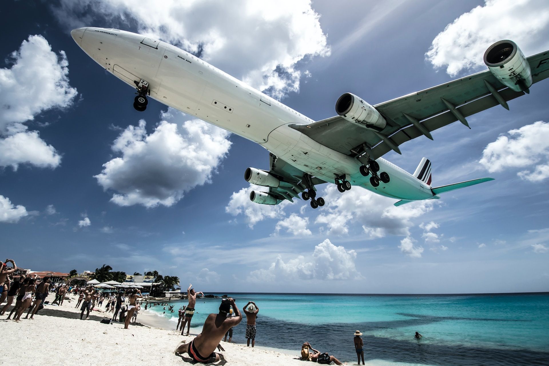 St. Maarten Incoming Airplane