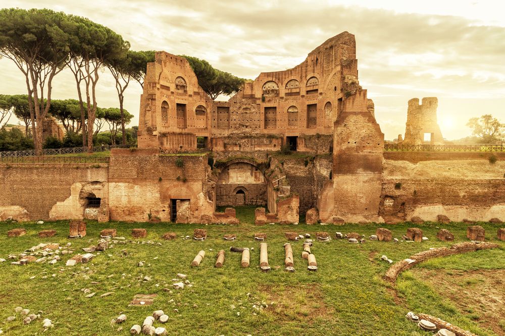 Guide des ruines de la célèbre colline du Palatin, la plus centrale de Rome