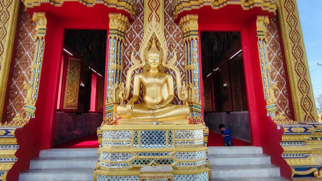 A golden Buddha statue in Pattaya.