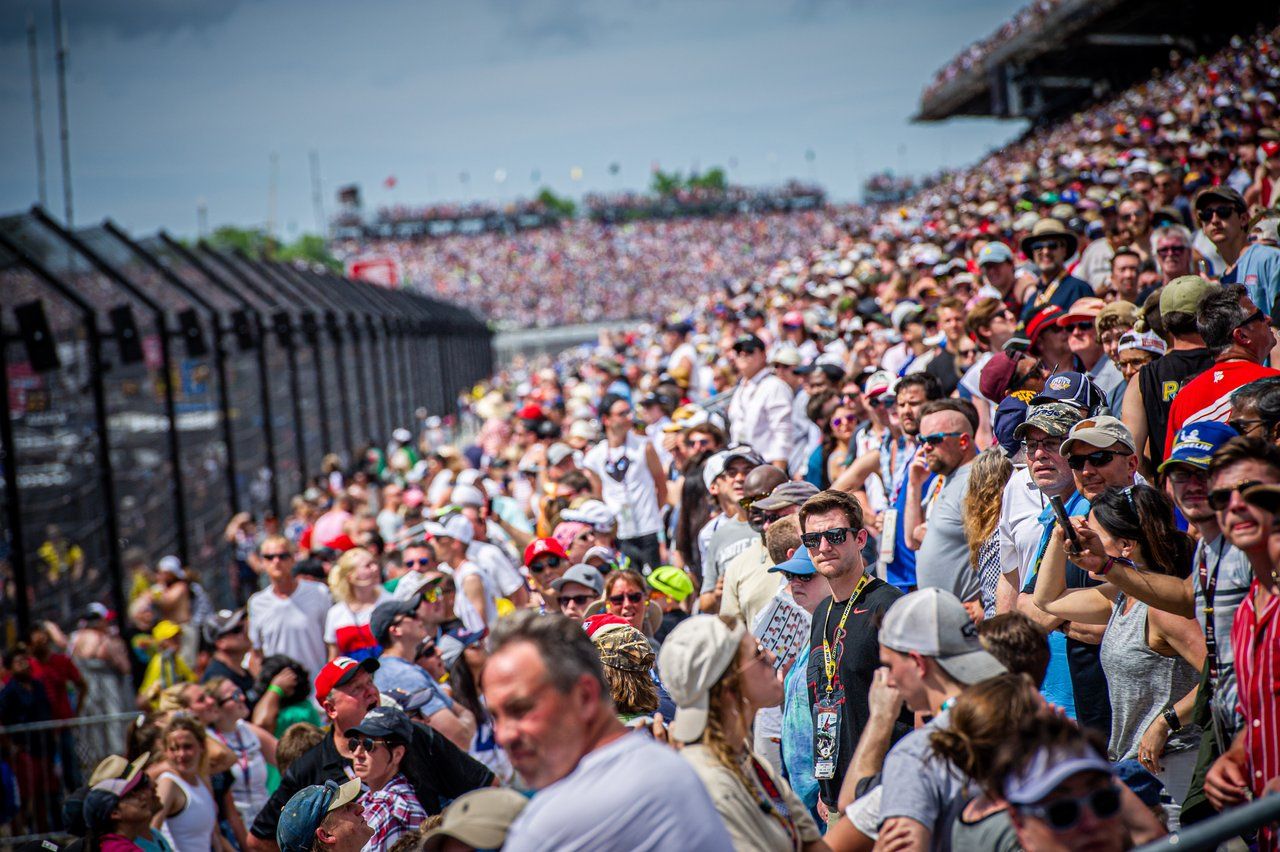 Indy 500 crowd