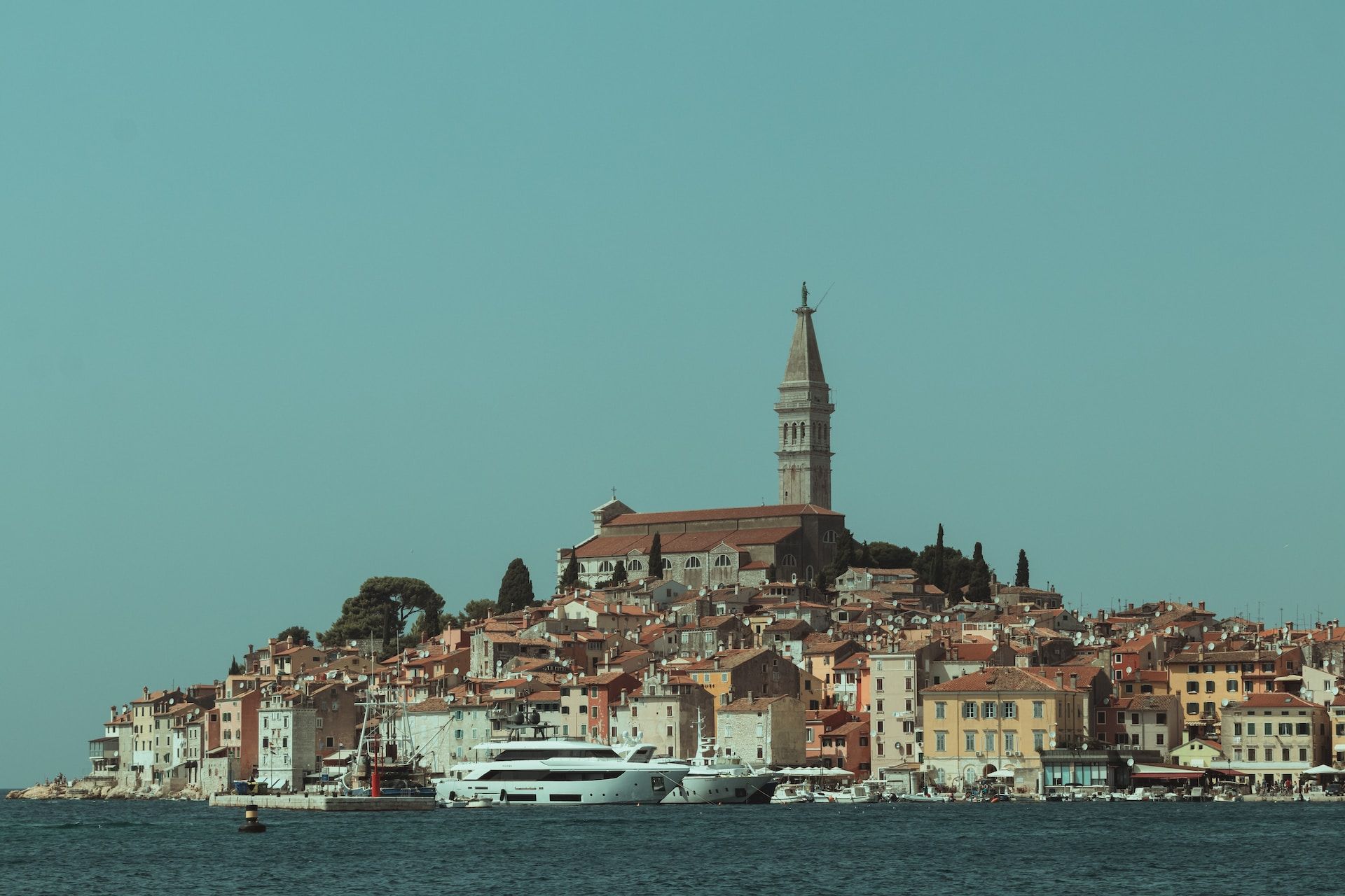 Djokovics Summer Of Fun Croatia Vacation With A Football Star - zdkg470