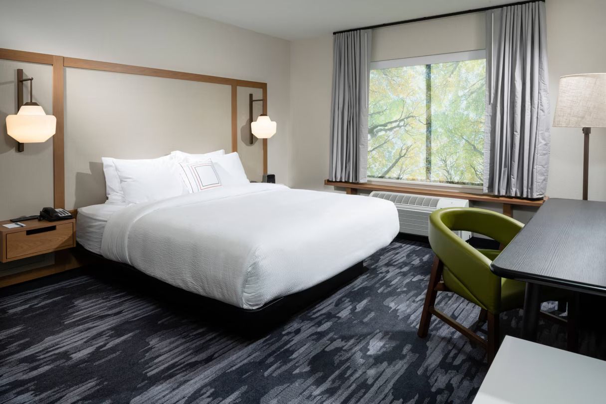 Guest room, Fairfield Inn & Suites Las Vegas Northwest
