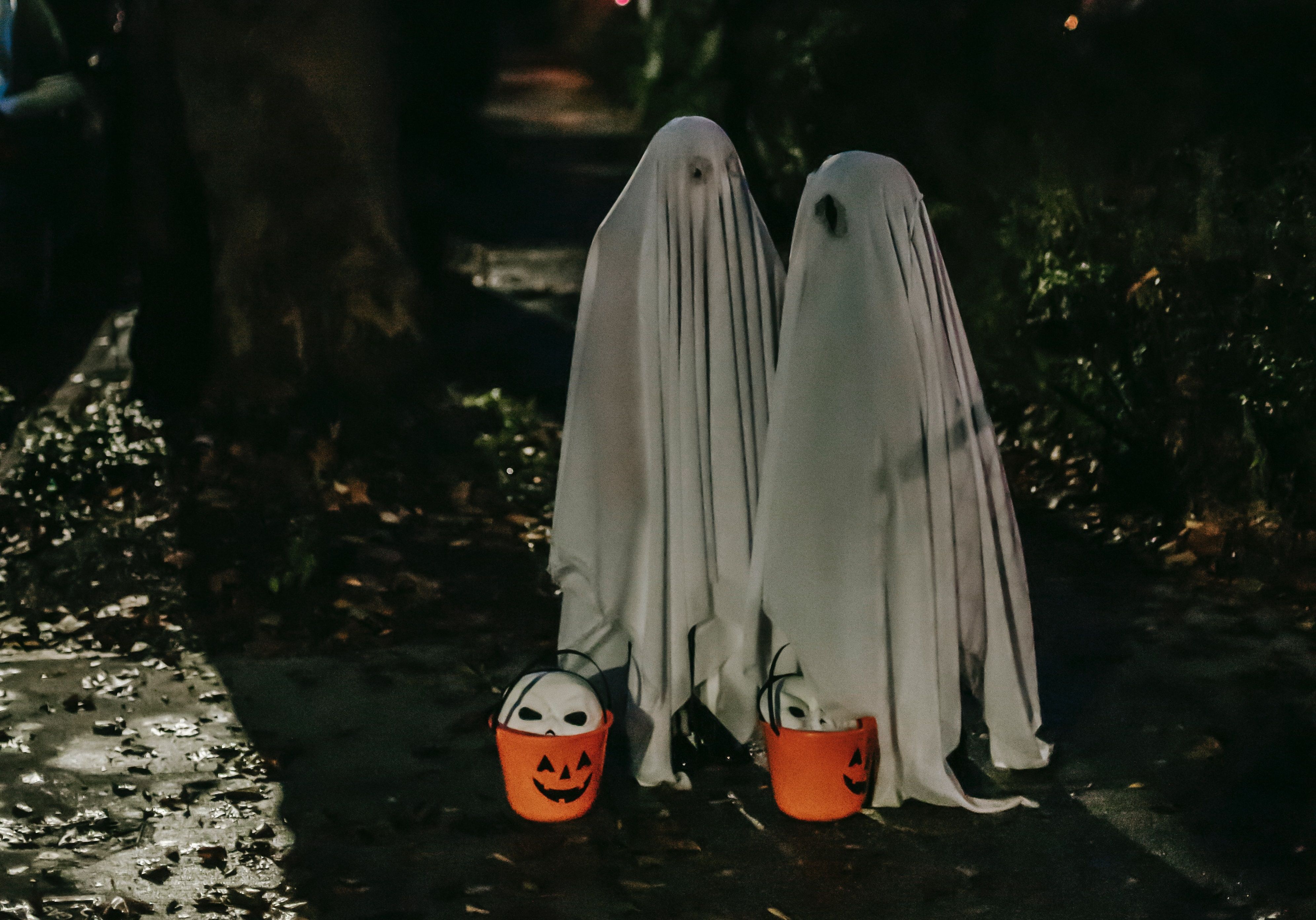 Ghost Costumes 