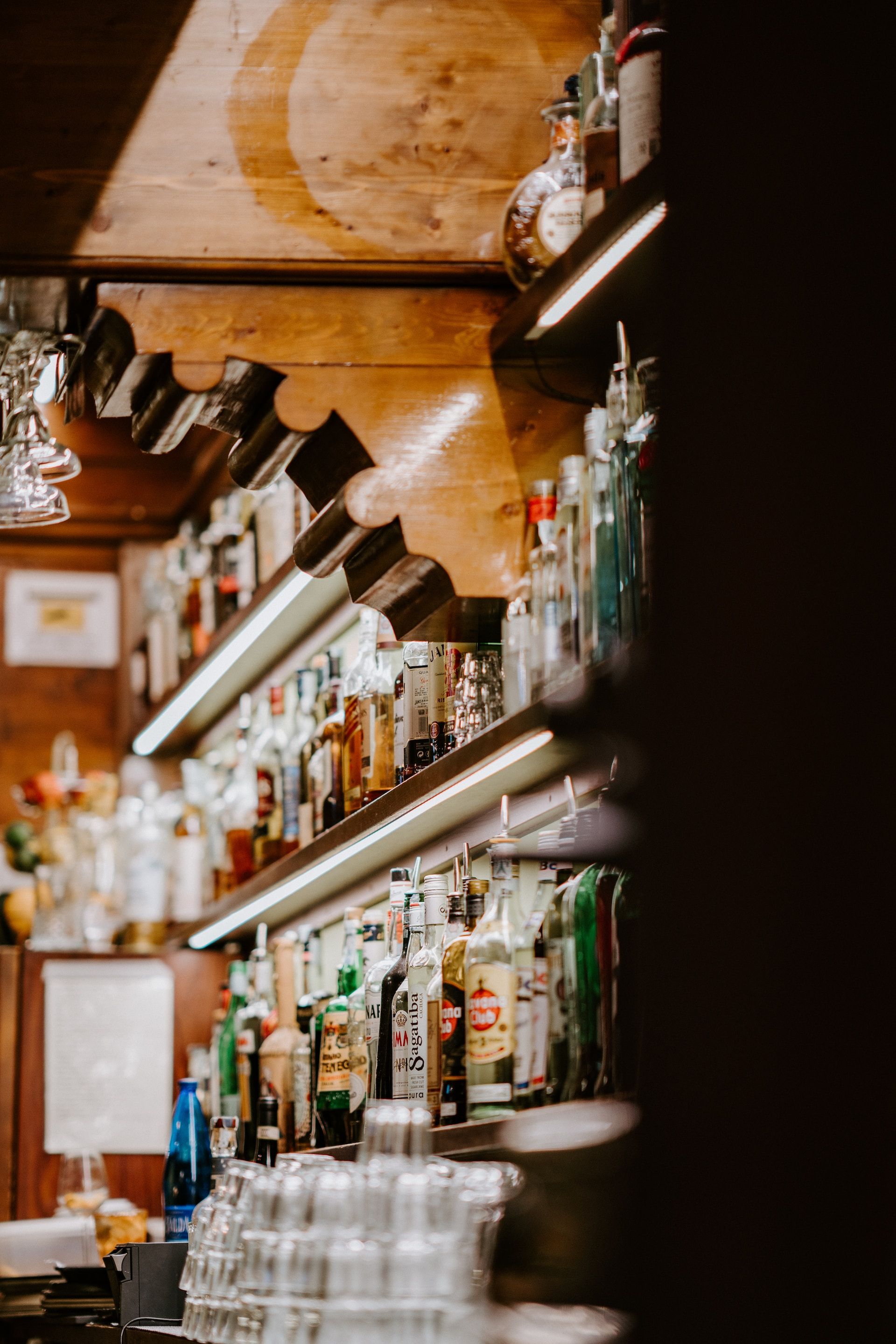 The 14 Oldest Bars In America (From Newest To Oldest)