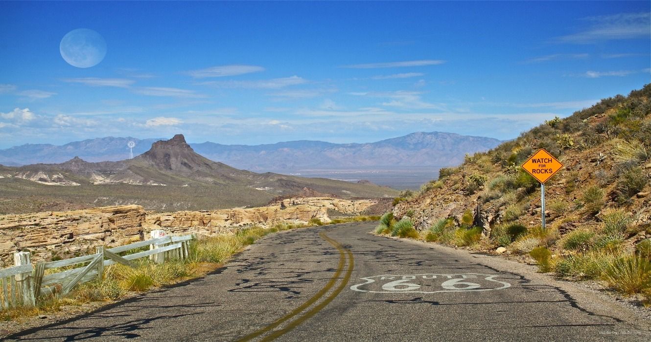 A section of road along Route 66, one of the most famous road trips in the US