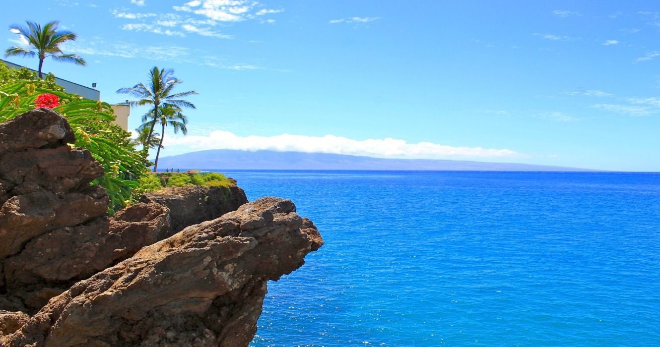 10 Towns In Hawaii That Make Summer Vacation Worth It