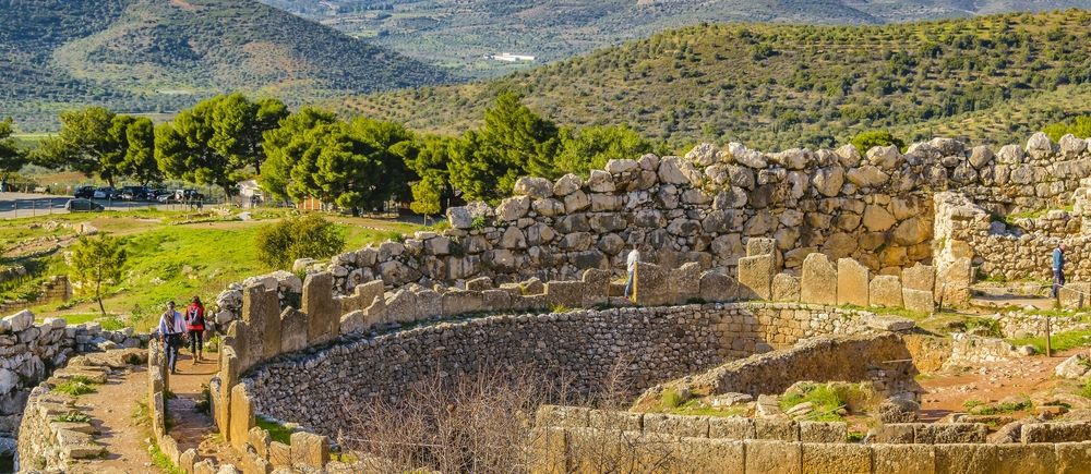 Discover The Ancient Acropolis Of Mycenae: Perhaps The Largest City Of ...