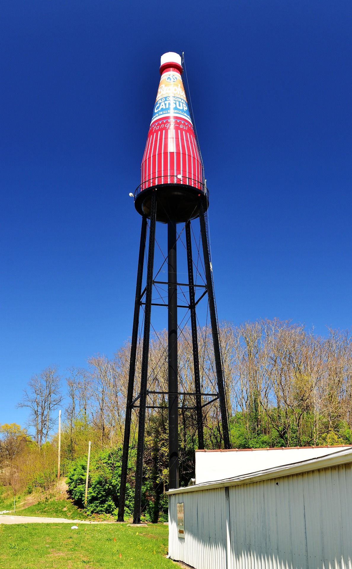 World's Largest catsup bottle and water tower in Collinsville, Illinois