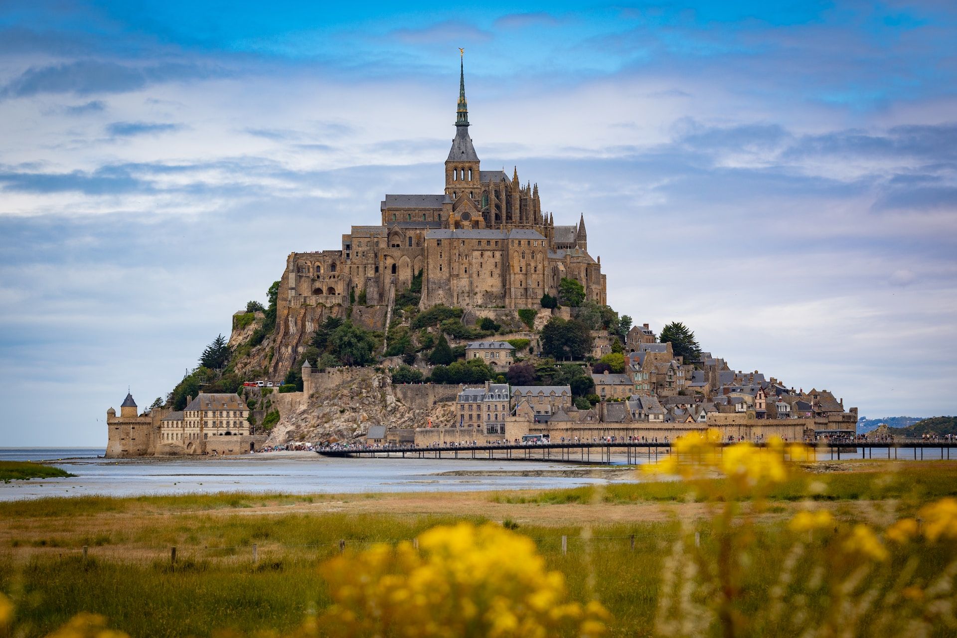 10 Most Historic Attractions In France and the Amazing Stories ...