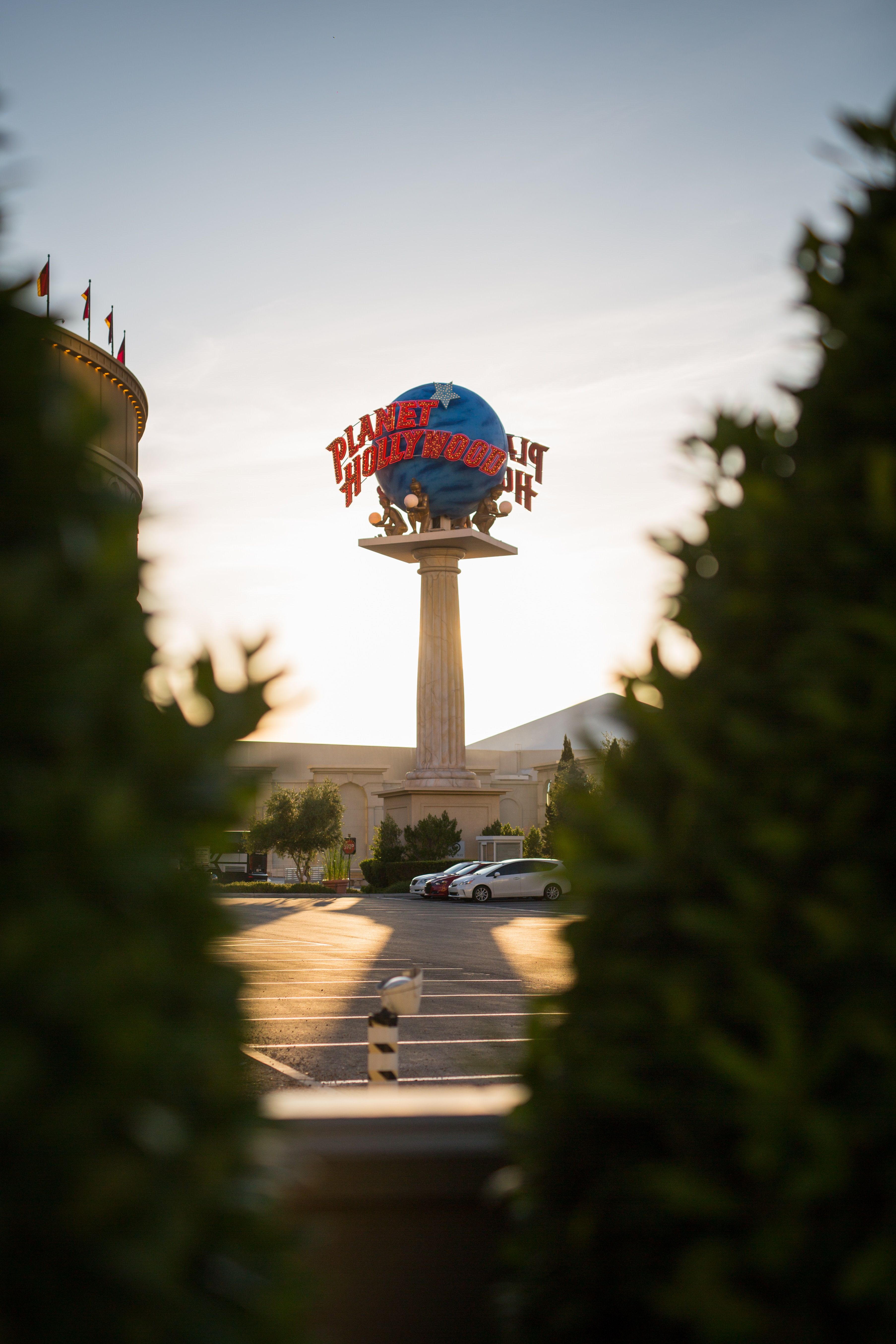 10 Mesmerizing Magic Shows In Las Vegas That Defy Reality & Will Leave