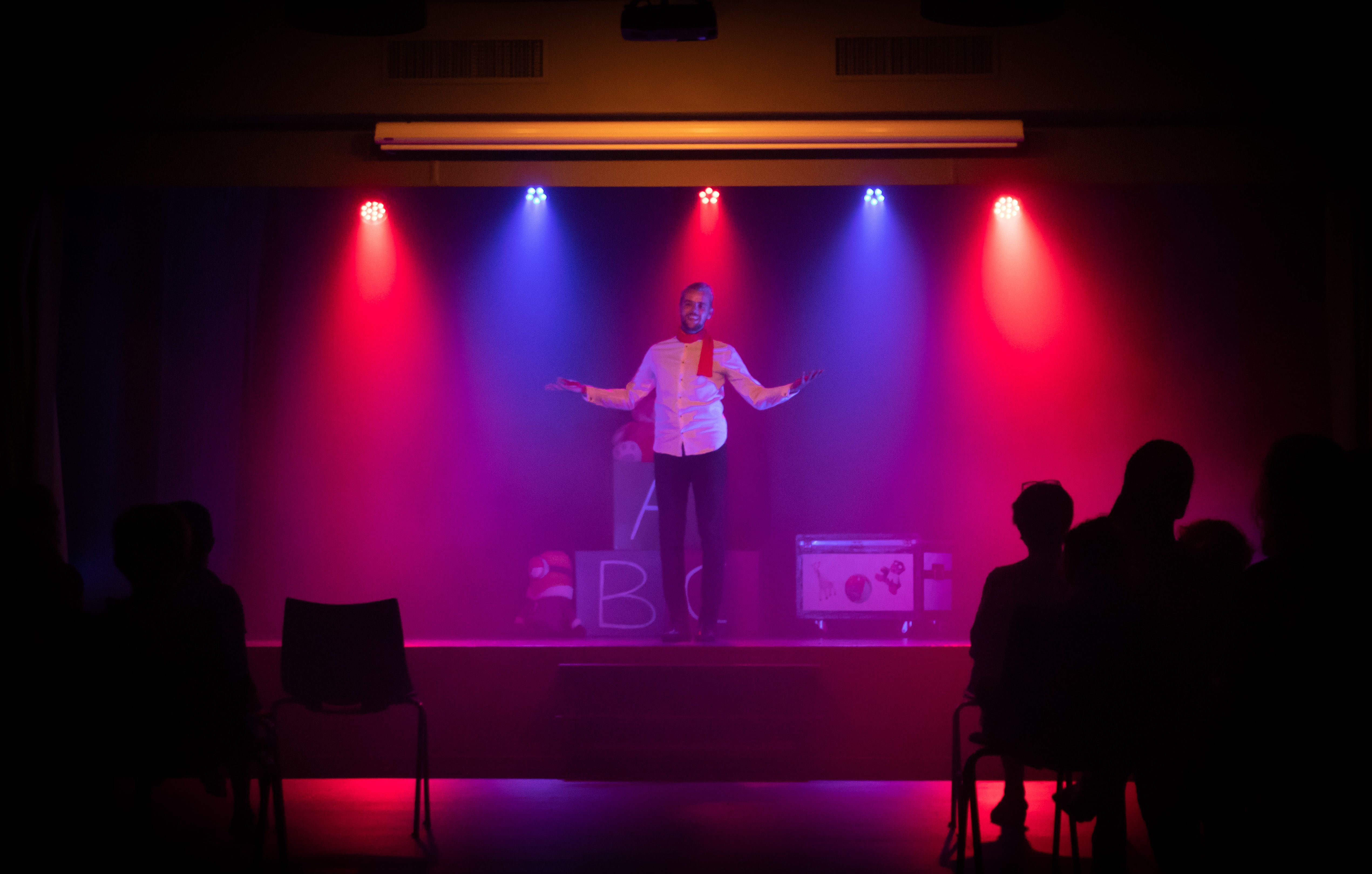 10 Hilarious Comedy Shows In Las Vegas That Guarantee Side-Splitting ...