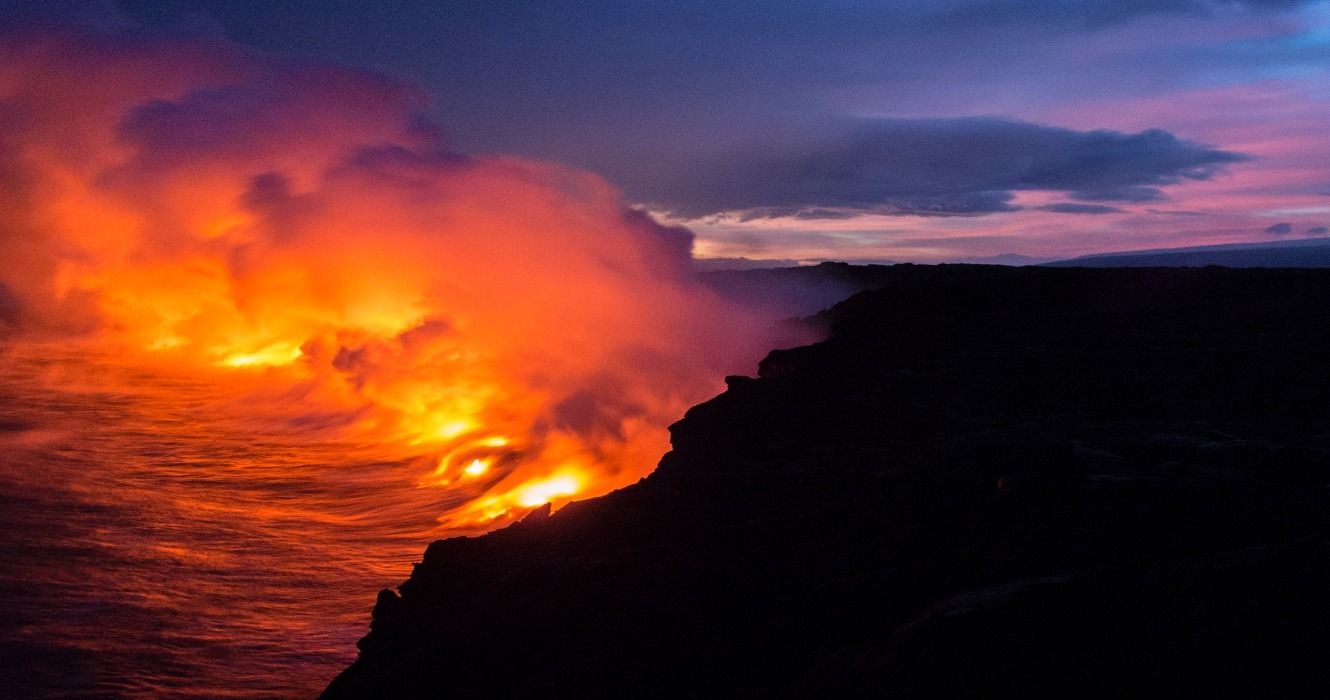 Volcanic lava flow at Kīlauea Volcano, Hawaii, United States
