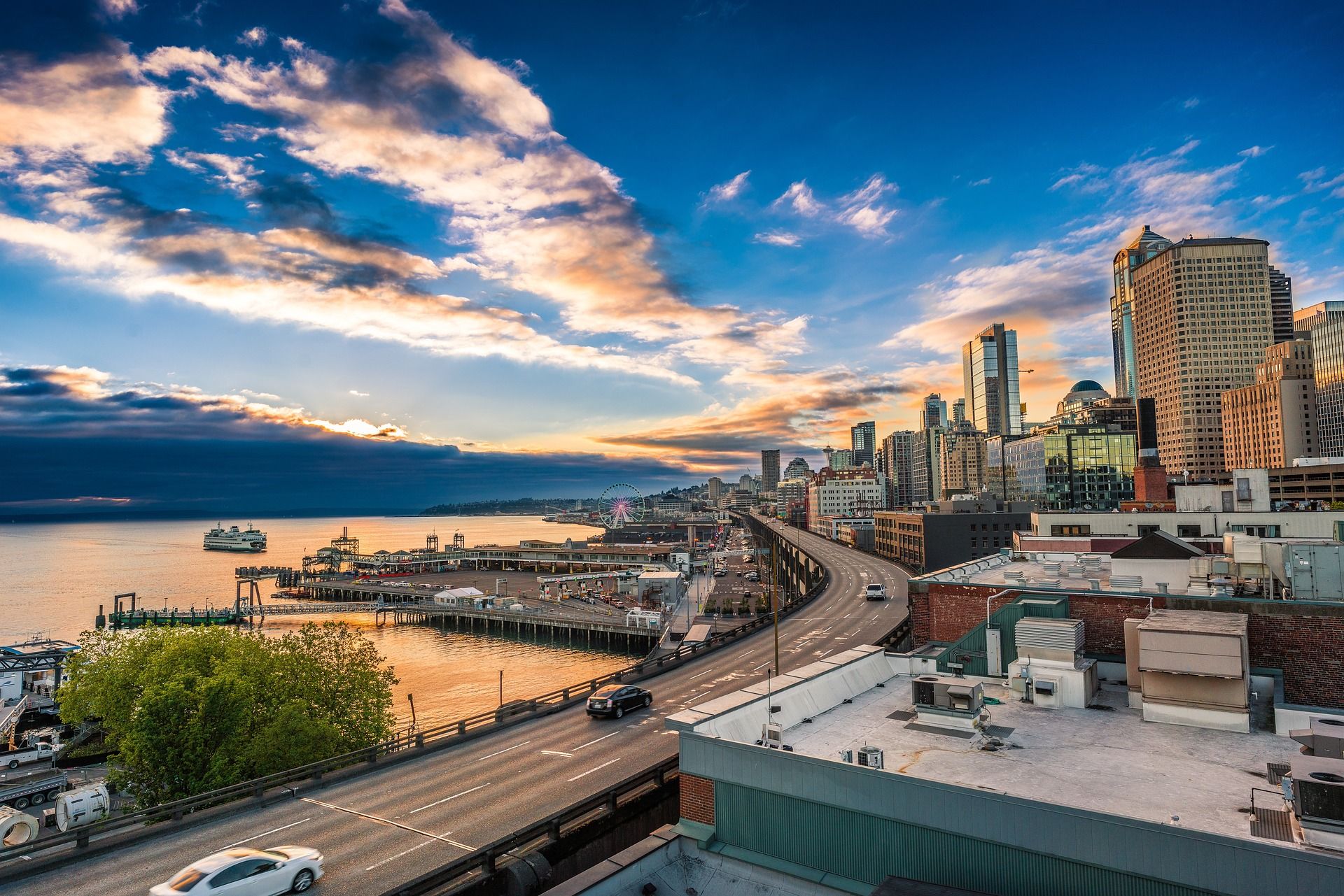A view of Seattle at sunset 