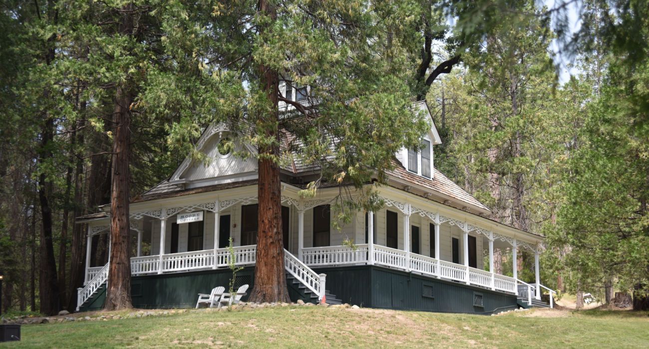 Staying In Wawona What To Know About Yosemite's Little Village