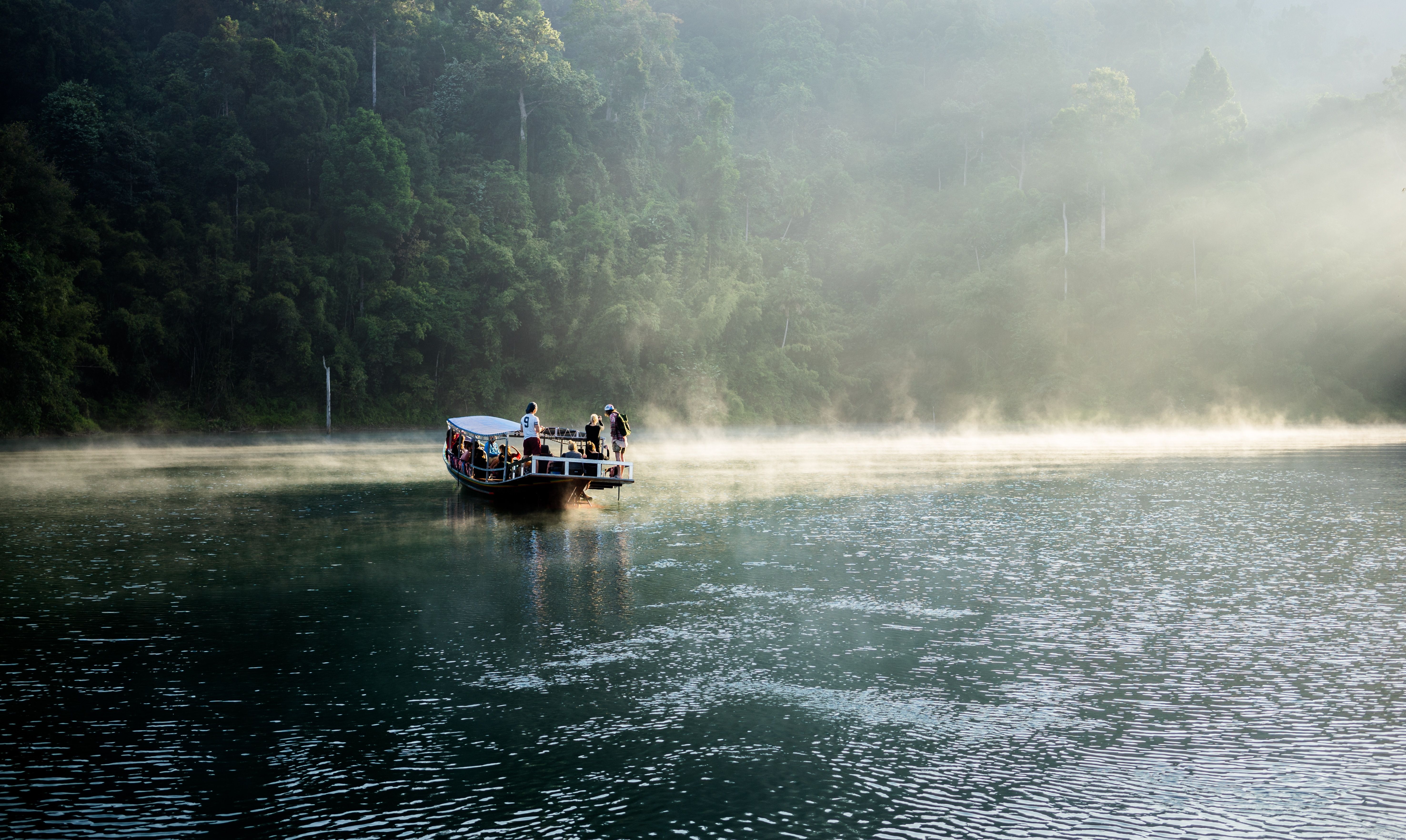 Boat tour in Khao Sok National Park 