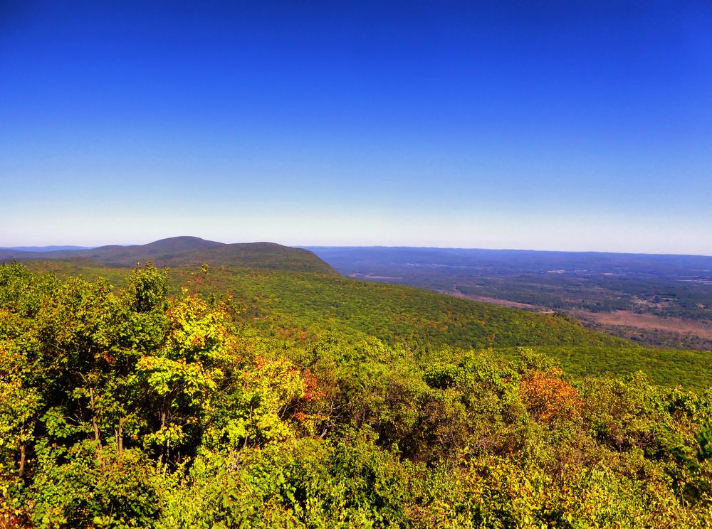 10 Most Beautiful Hikes You Can Do In Connecticut