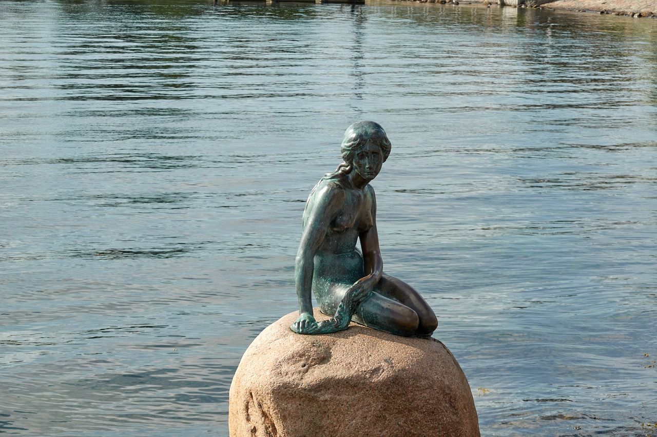 Where To See Copenhagen's The Little Mermaid Statue (& The Story Behind It)