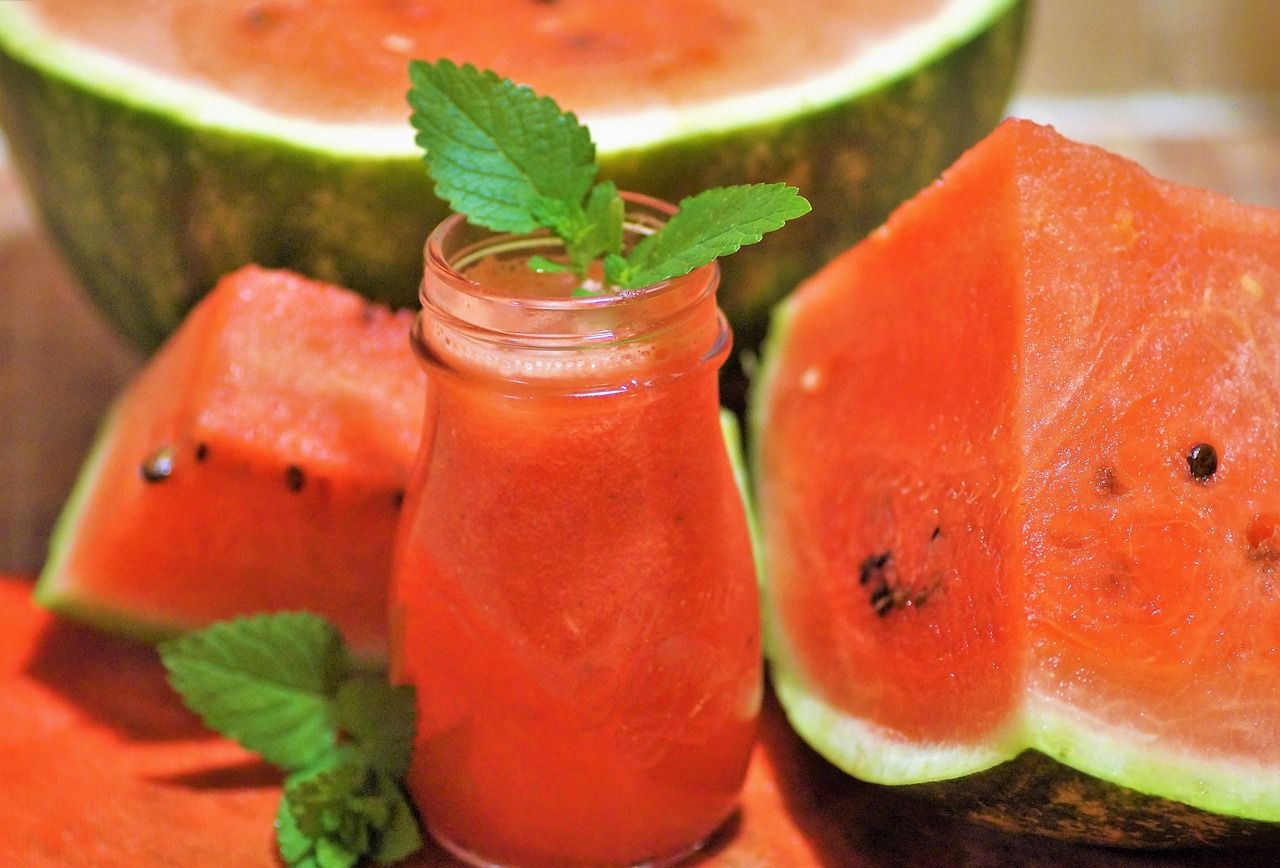 Watermelon drink with mint